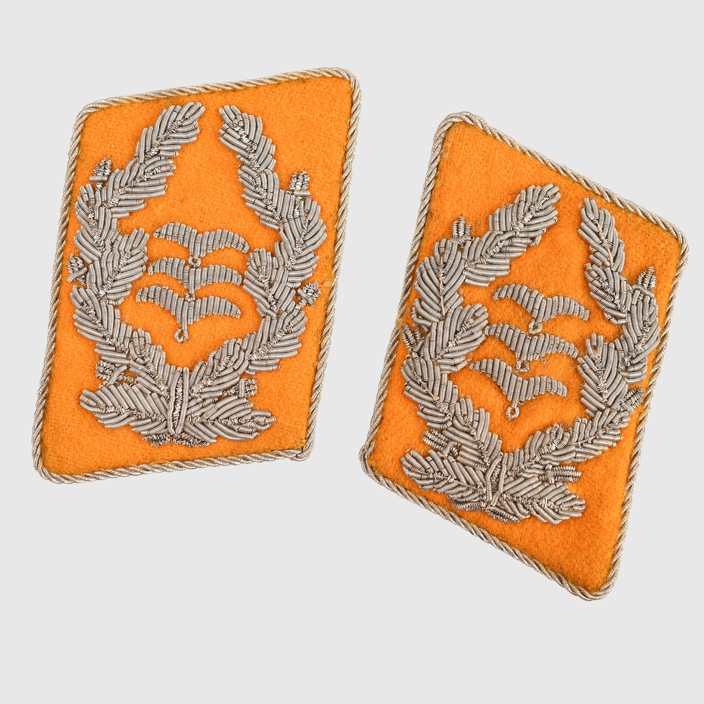 German WWII Luftwaffe Oberst Tunic Insignia