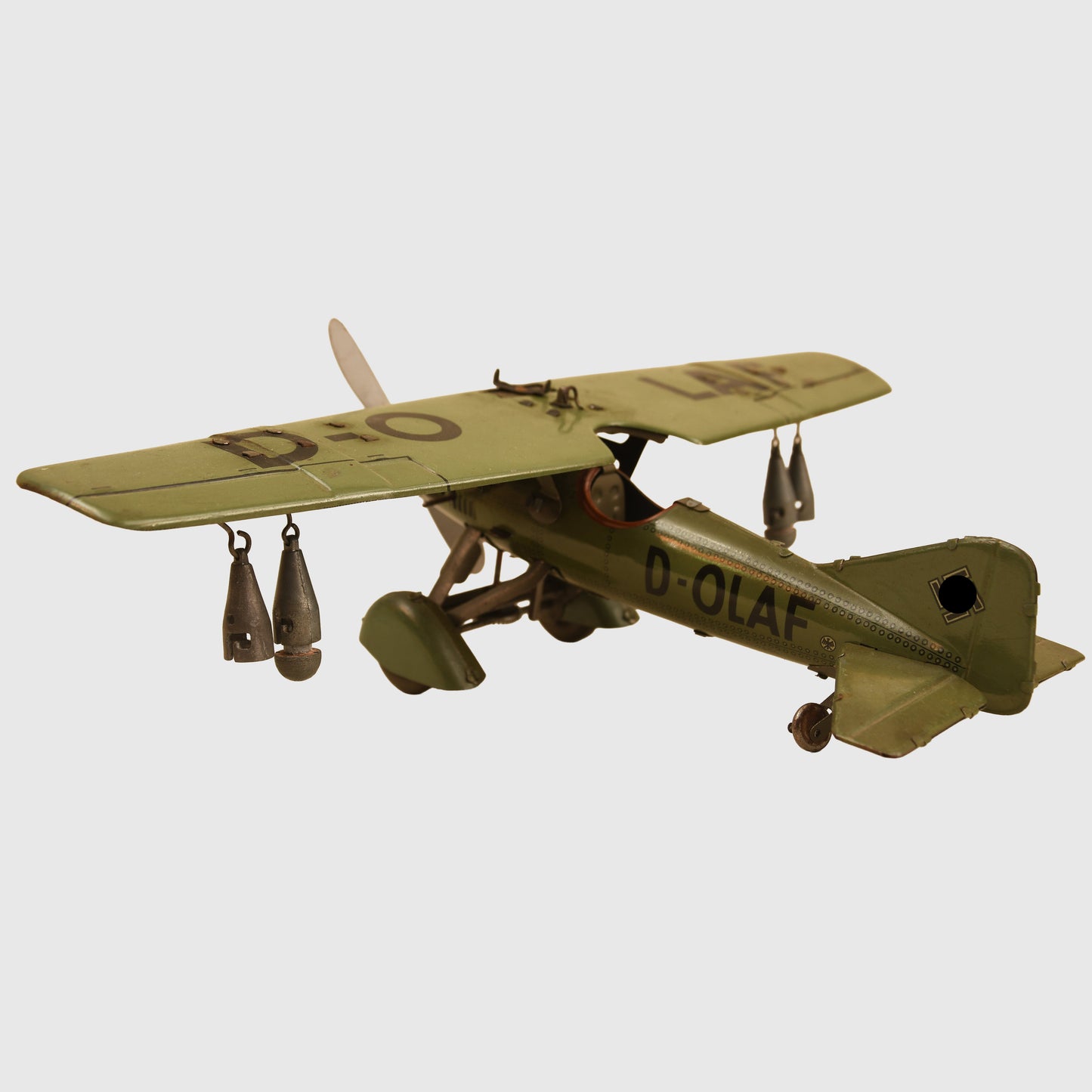 German WWII Tipp & Co Single Winged Bomber