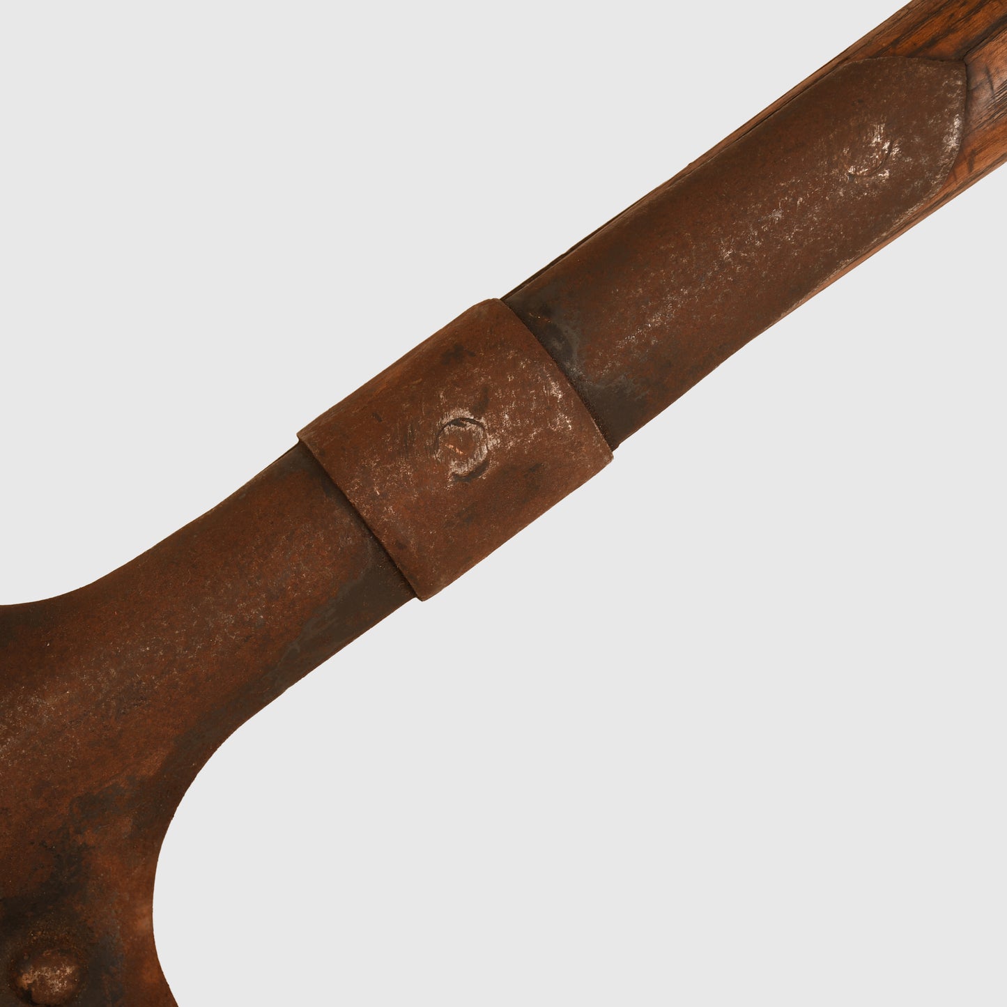 GERMAN WWI DATED ENTRENCHING TOOL