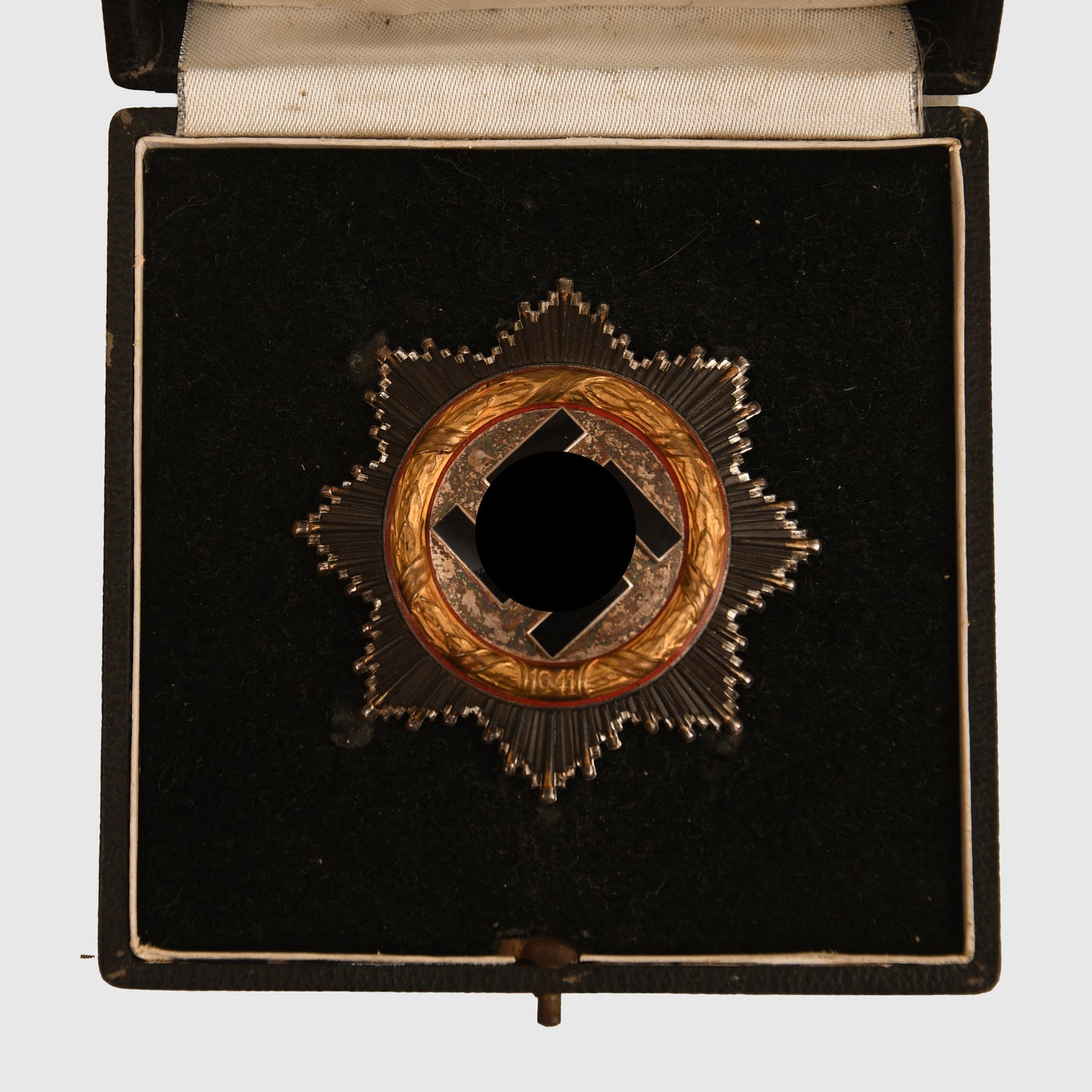 German WWII German Cross in Gold, Cased