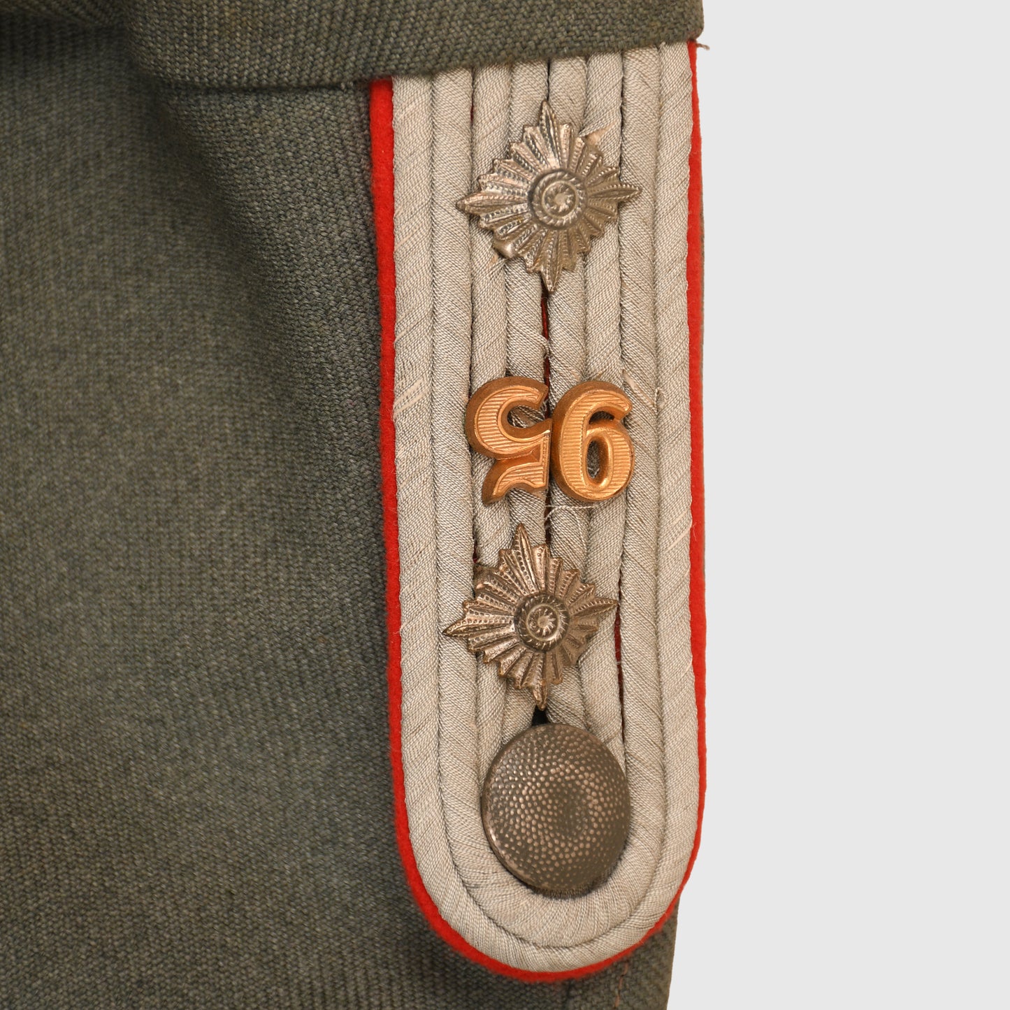 GERMAN WWII ARTILLERY OFFICERS COMBAT TUNIC WITH KRETA CUFF TITLE