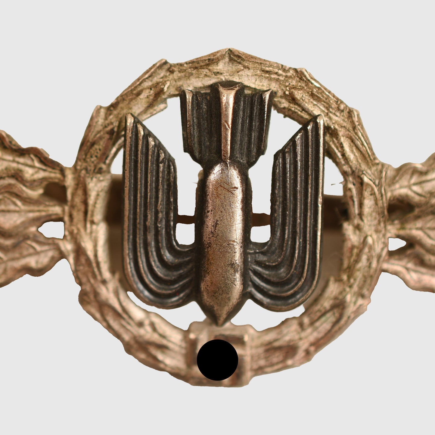 German WWII Luftwaffe Bomber Clasp in Silver