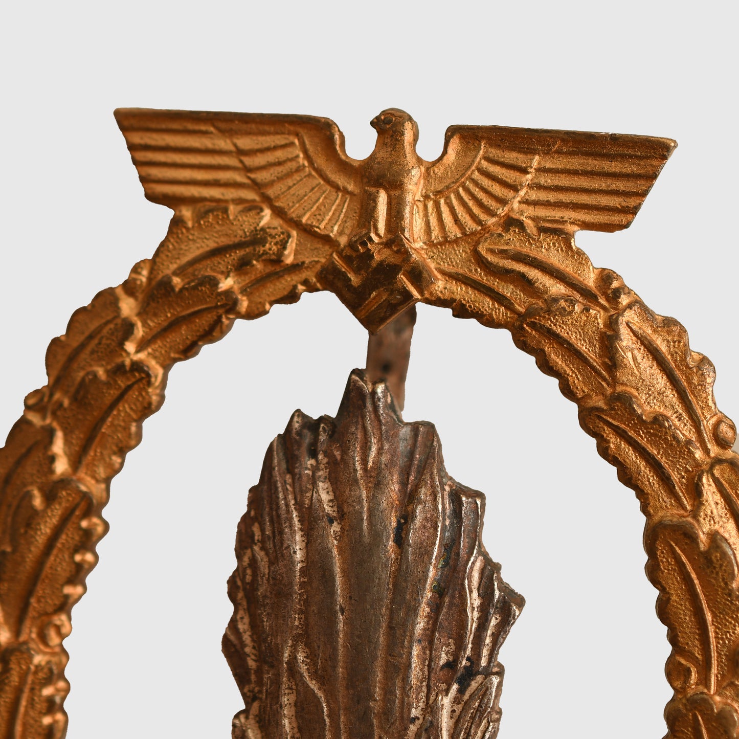 German WWII Kriegsmarine Minesweeper Badge