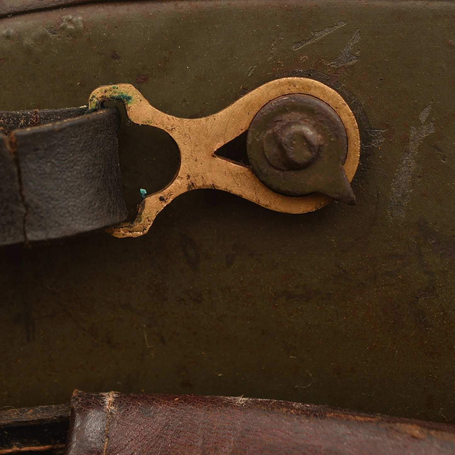 German WWI M.16 Trench Helmet with Armoured Front Plate