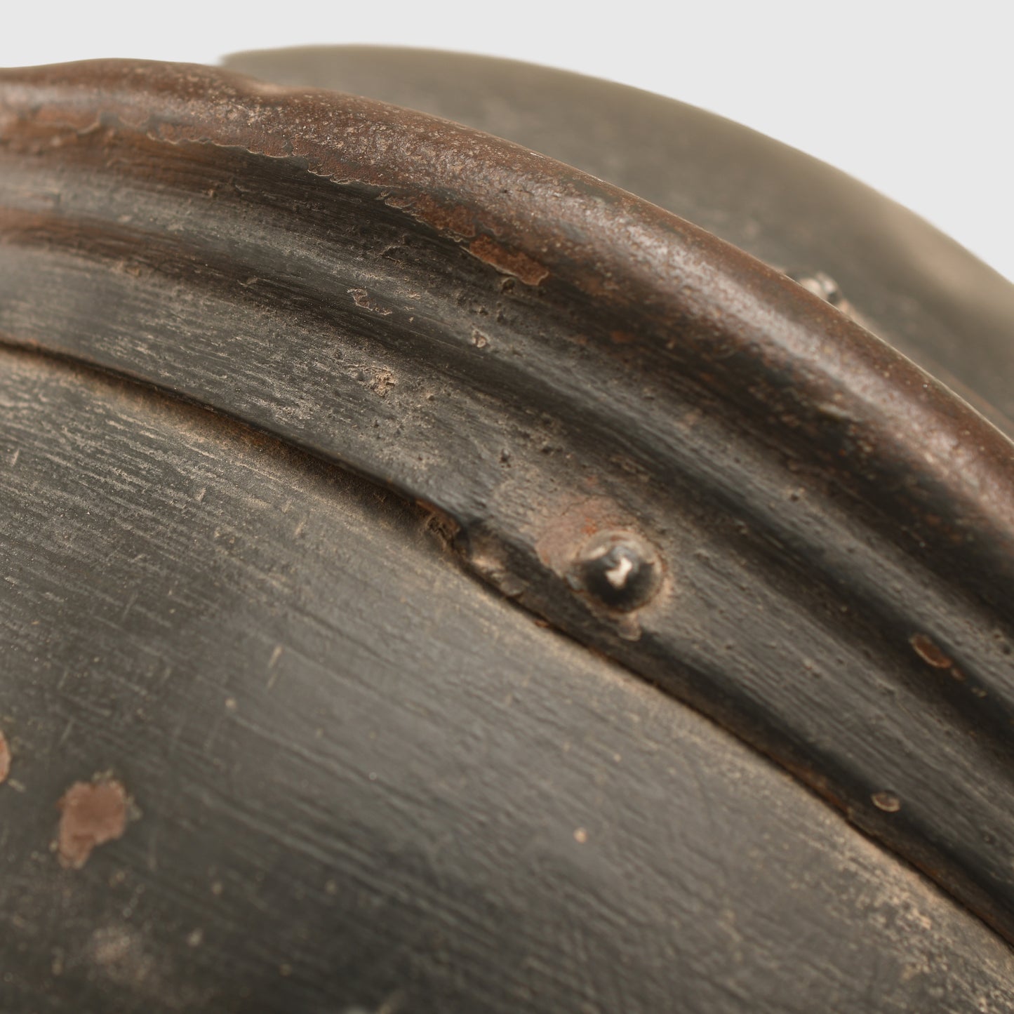 FRENCH WWI TANKERS HELMET KNOWN AS THE CHAR DU COMBAT