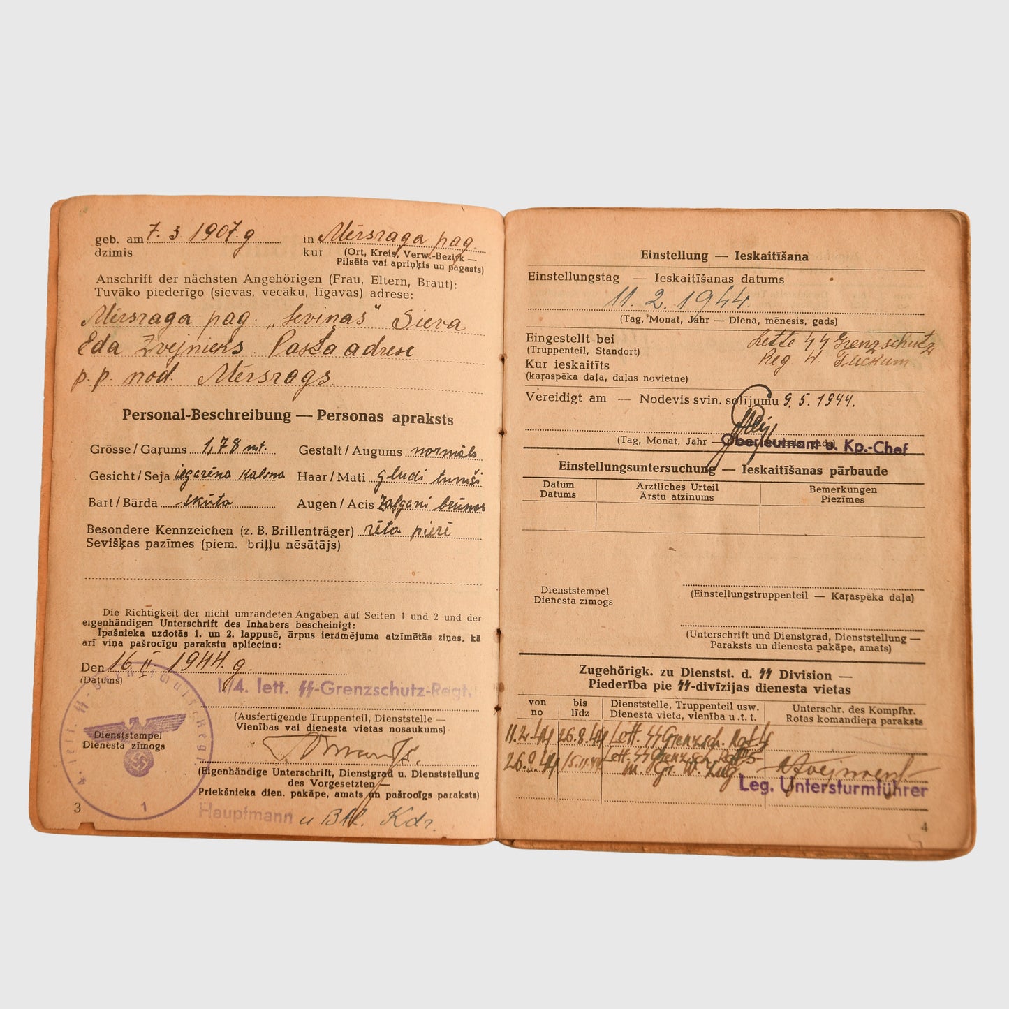 German/Latvian SS Soldbuch