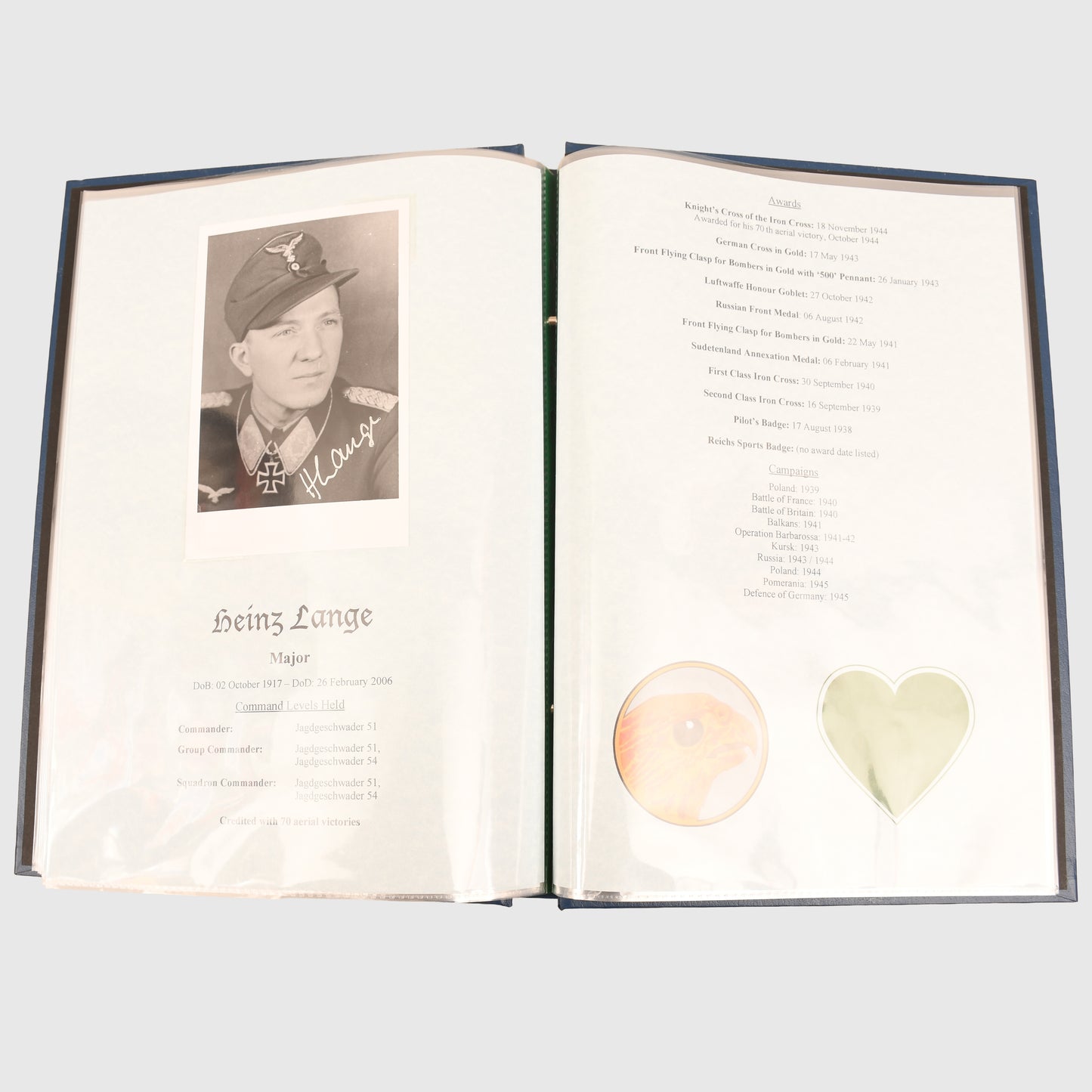 KNIGHTS CROSS HOLDERS OF THE LUFTWAFFE SIGNATURE FOLDER
