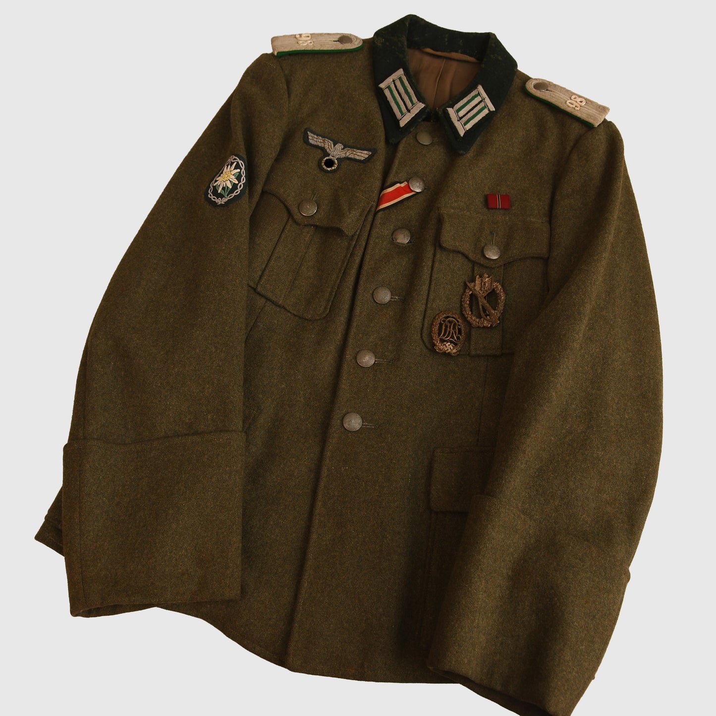 German WWII Mountain Troop Officers Uniform, Identified