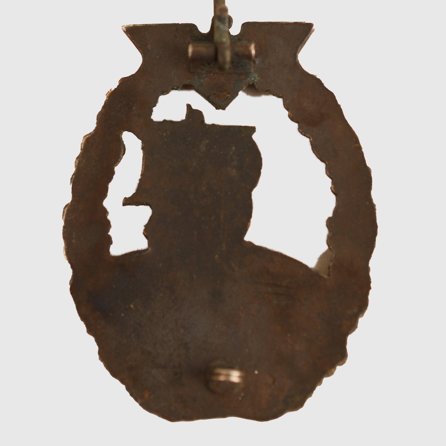 German WWII Kriegsmarine Auxiliary Cruiser Badge