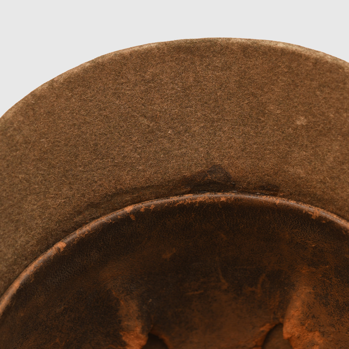 GERMAN WWI PRUSSIAN FELT PICKELHAUBE