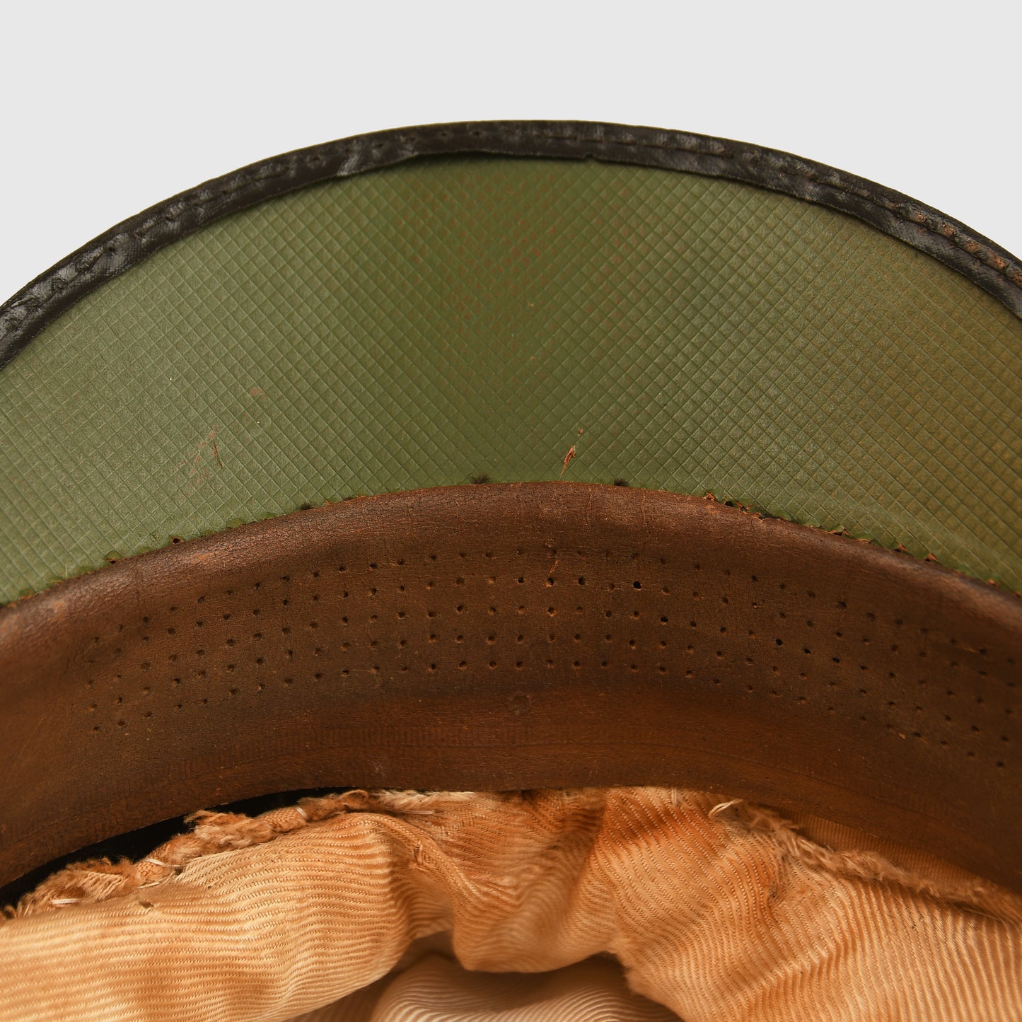 German WWII Luftwaffe Officer’s White Top Visor Cap
