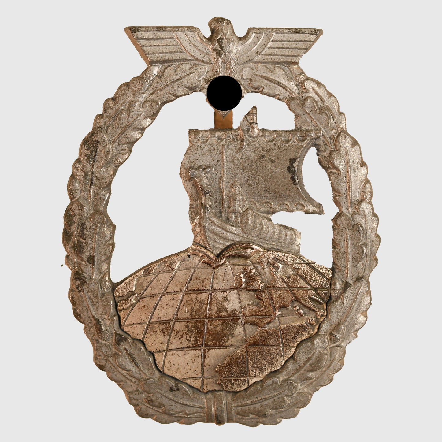 German WWII Kriegsmarine Auxiliary Cruiser Badge