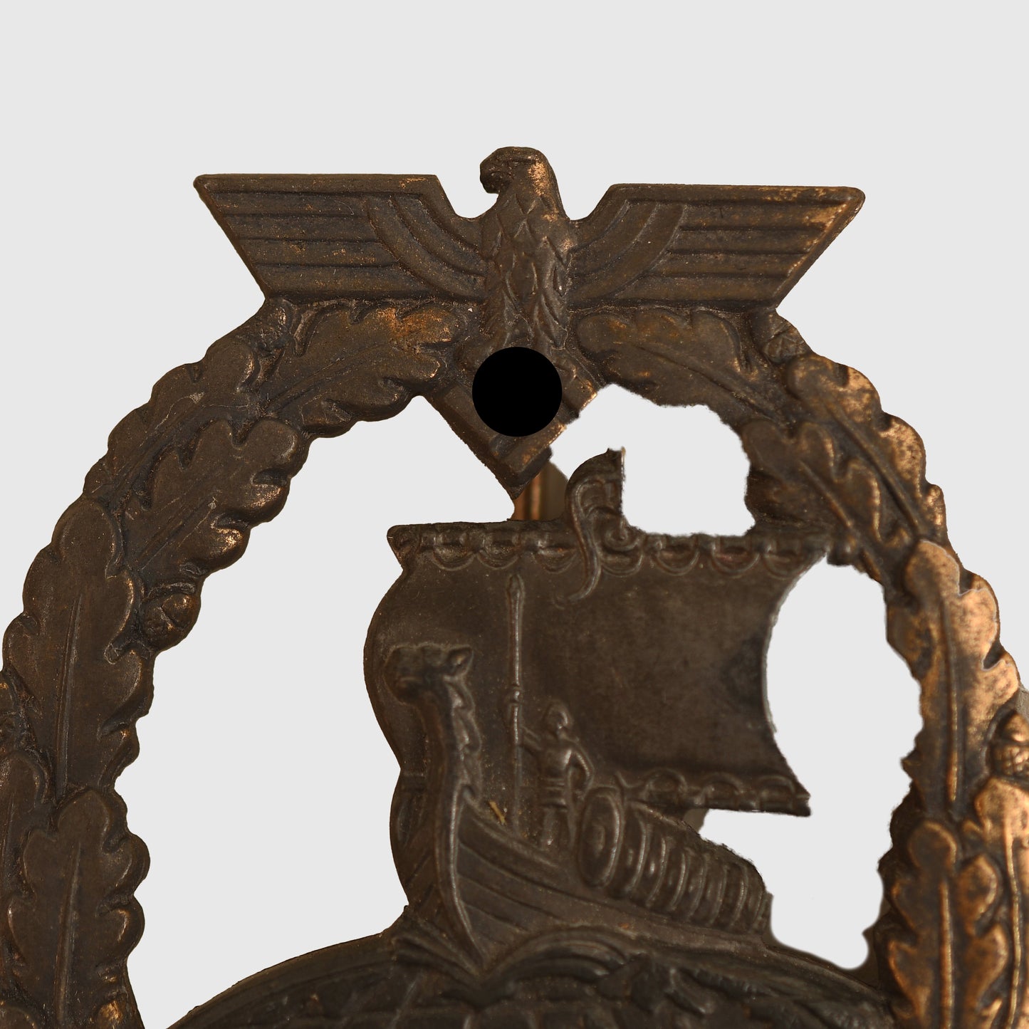 German WWII Kriegsmarine Auxiliary Cruiser Badge