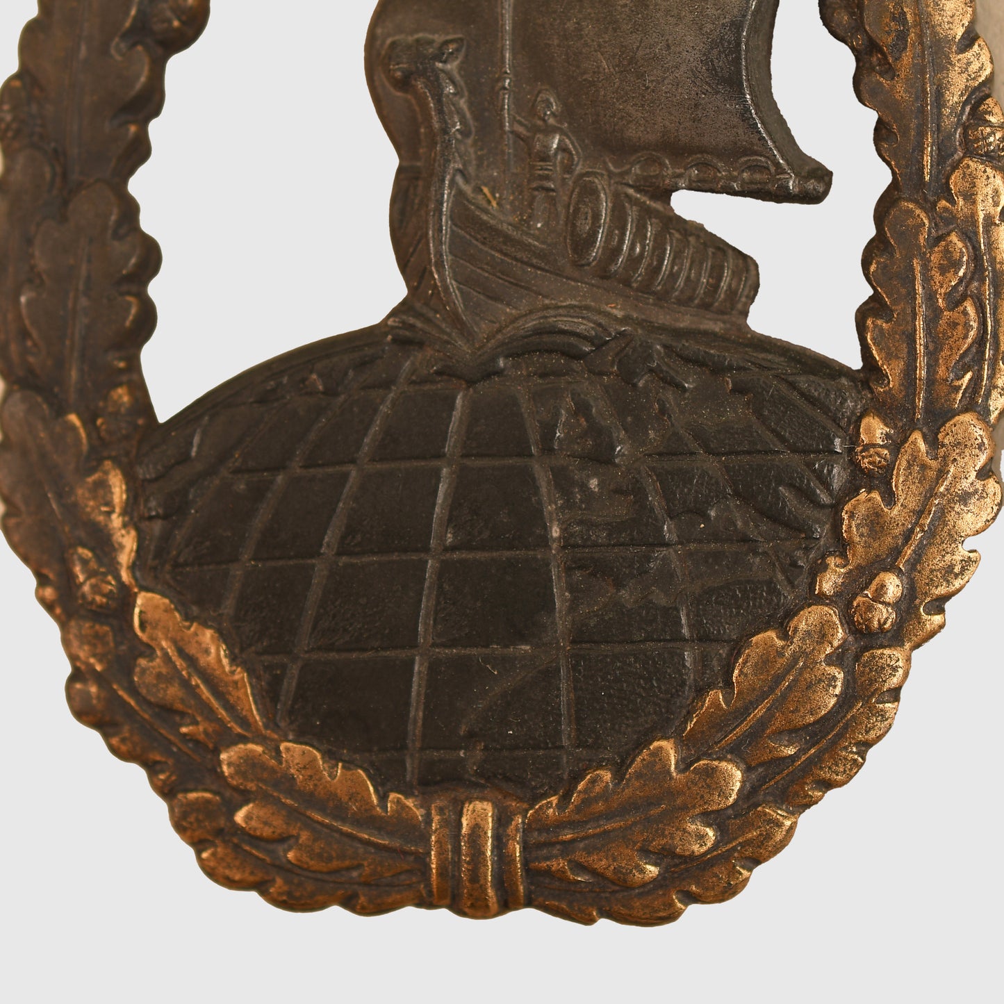 German WWII Kriegsmarine Auxiliary Cruiser Badge