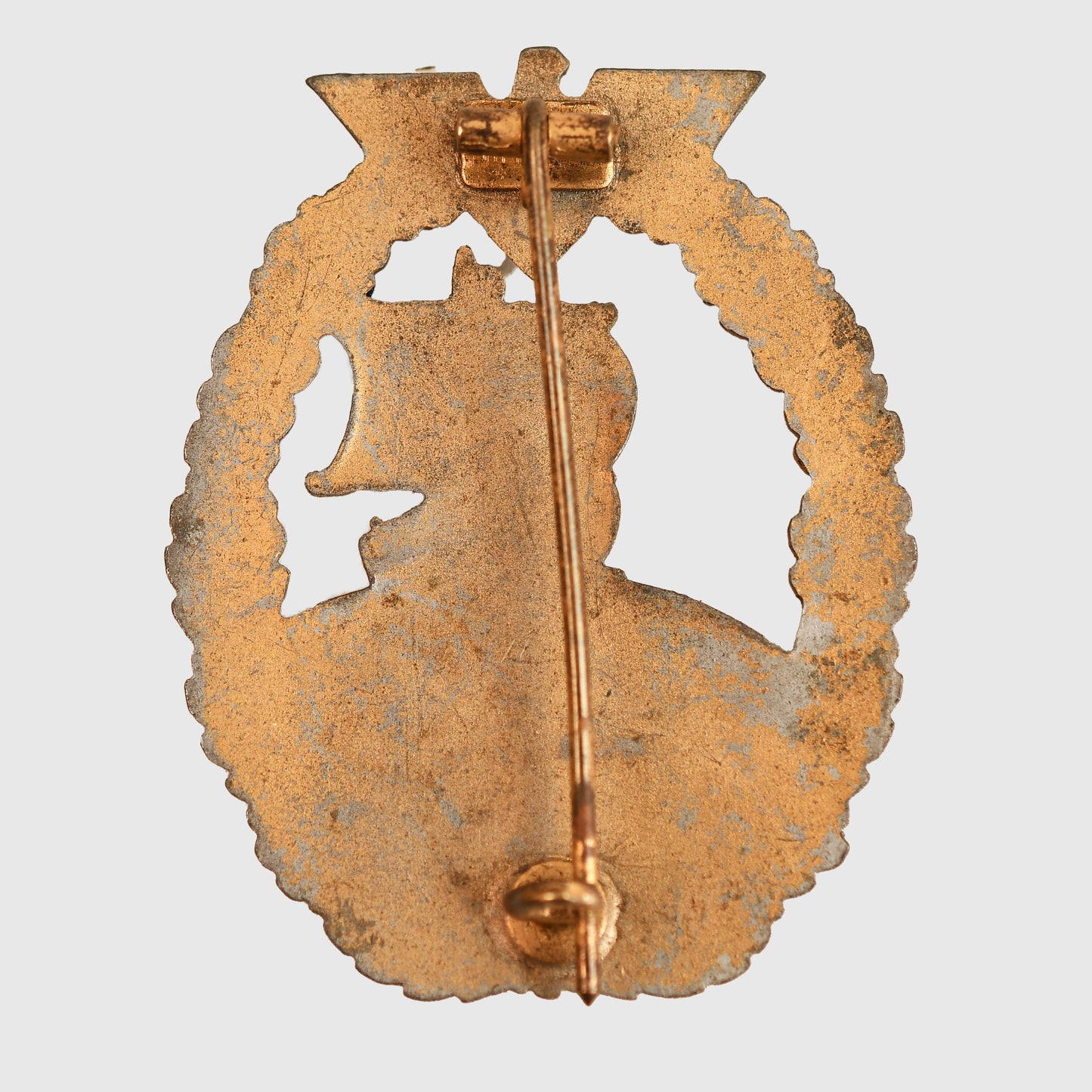 German WWII Kriegsmarine Auxiliary Cruiser Badge