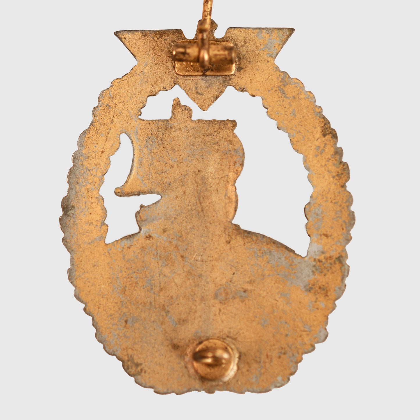 German WWII Kriegsmarine Auxiliary Cruiser Badge