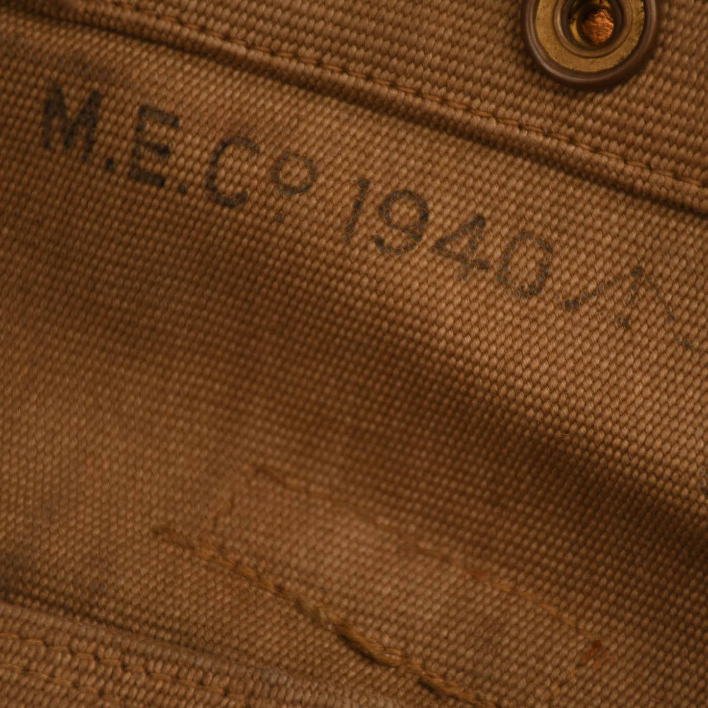 BRITISH WWII MILLS EQUIPMENT COLT 1911 HOLSTER AND AMMUNITION POUCH