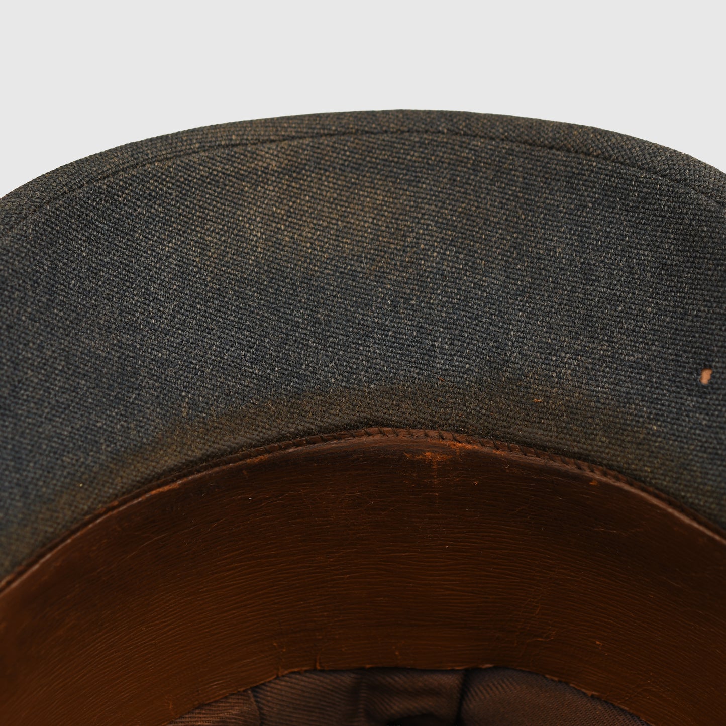 BRITISH WWII RAF OFFICERS VISOR CAP