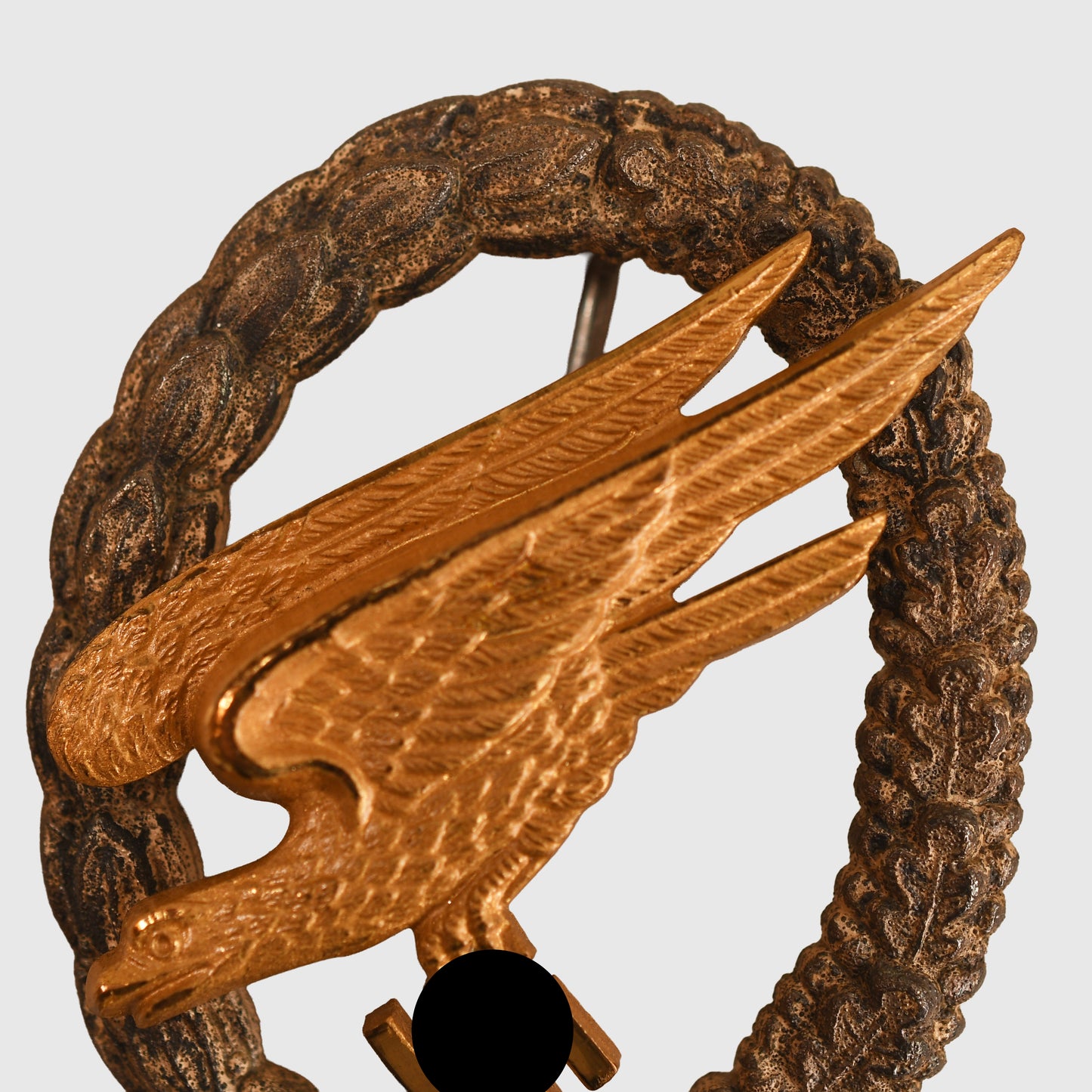 GERMAN WWII LUFTWAFFE PARATROOPER BADGE BY GWL