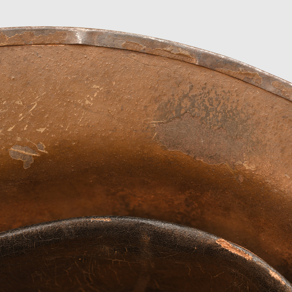BRITISH WWI BRODIE COMBAT HELMET