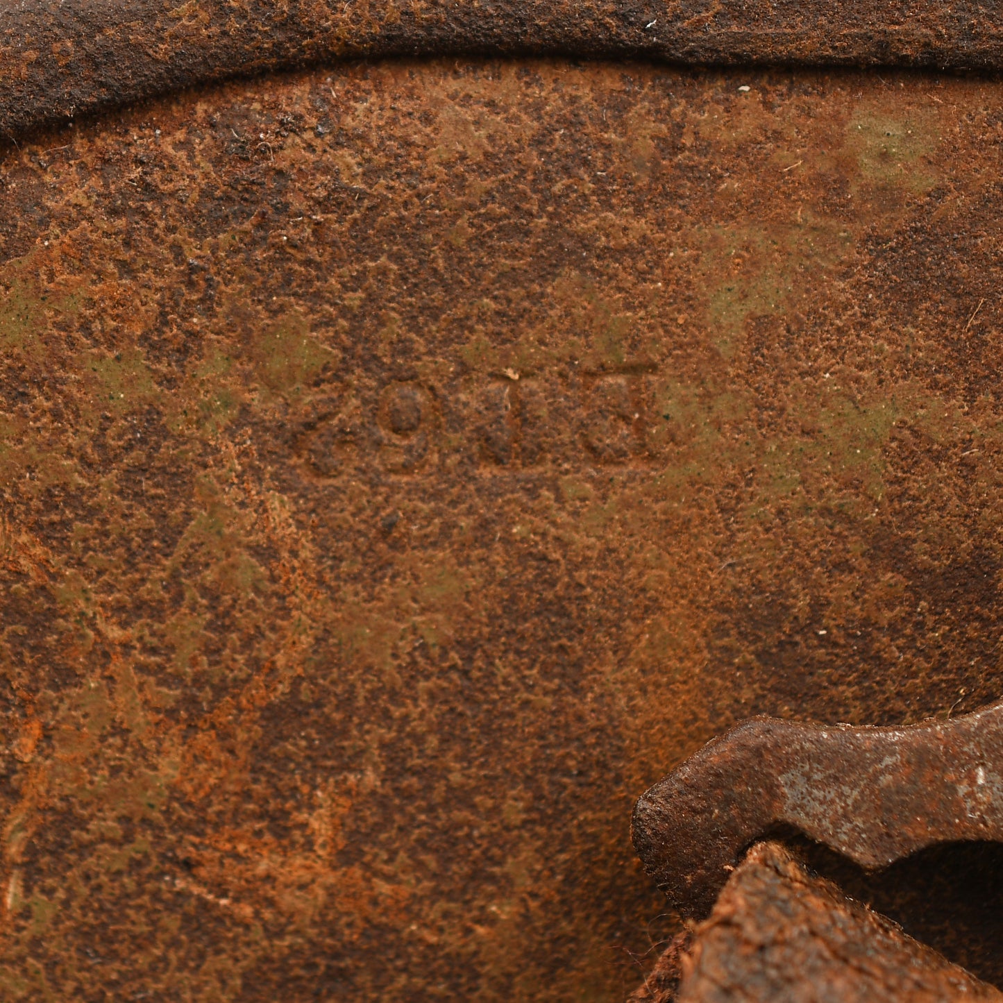 German WWI M16 Camouflage Trench Helmet