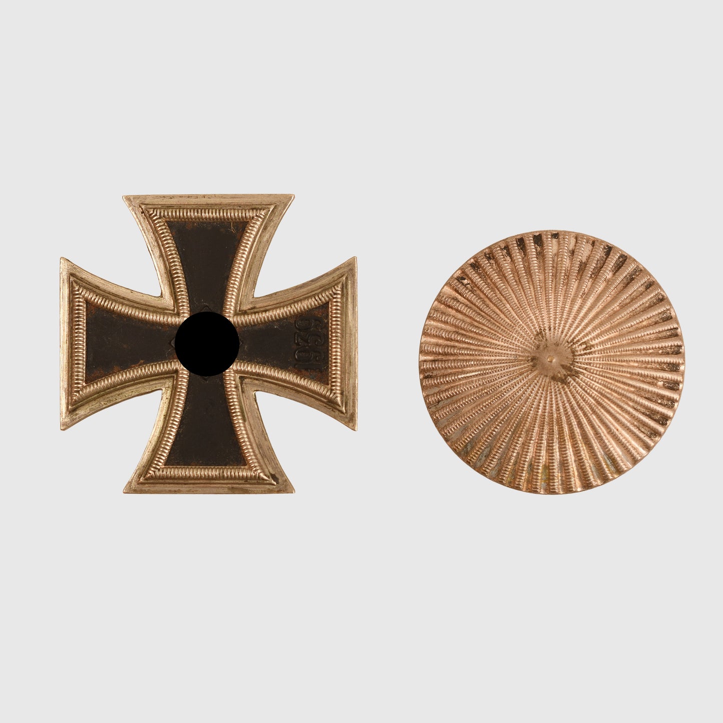 German WWII Iron Cross First Class Disc Back