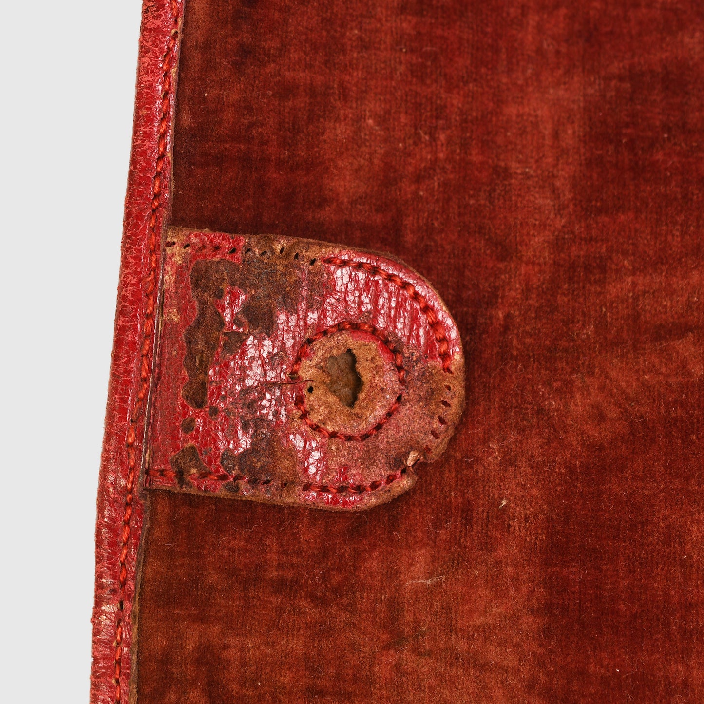 Honourable Artillery Company Victorian Sabretache – With Morocco Leather Case