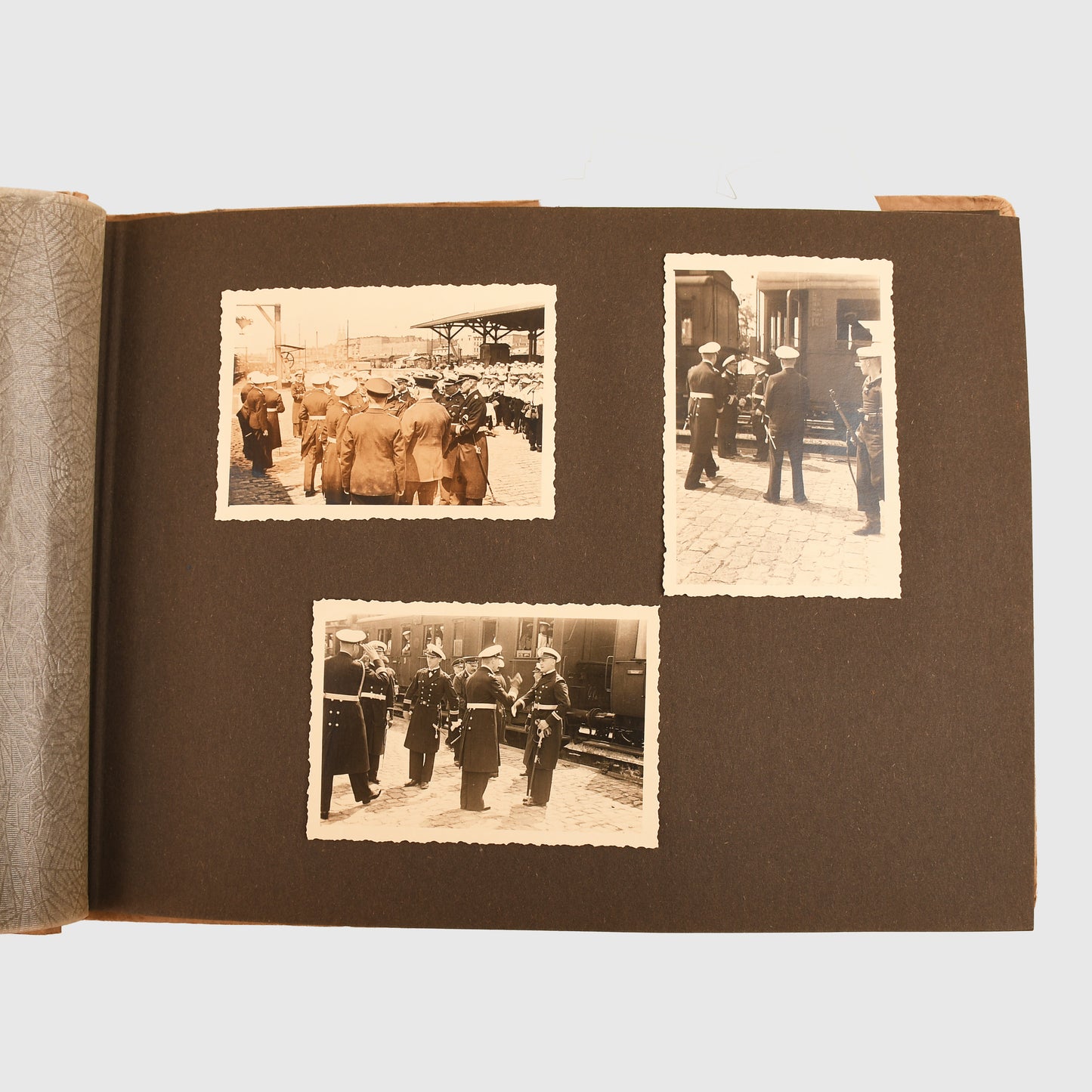 GERMAN WWII BRESLAU SPORTS FESTIVAL COMMEMORATIVE ALBUM