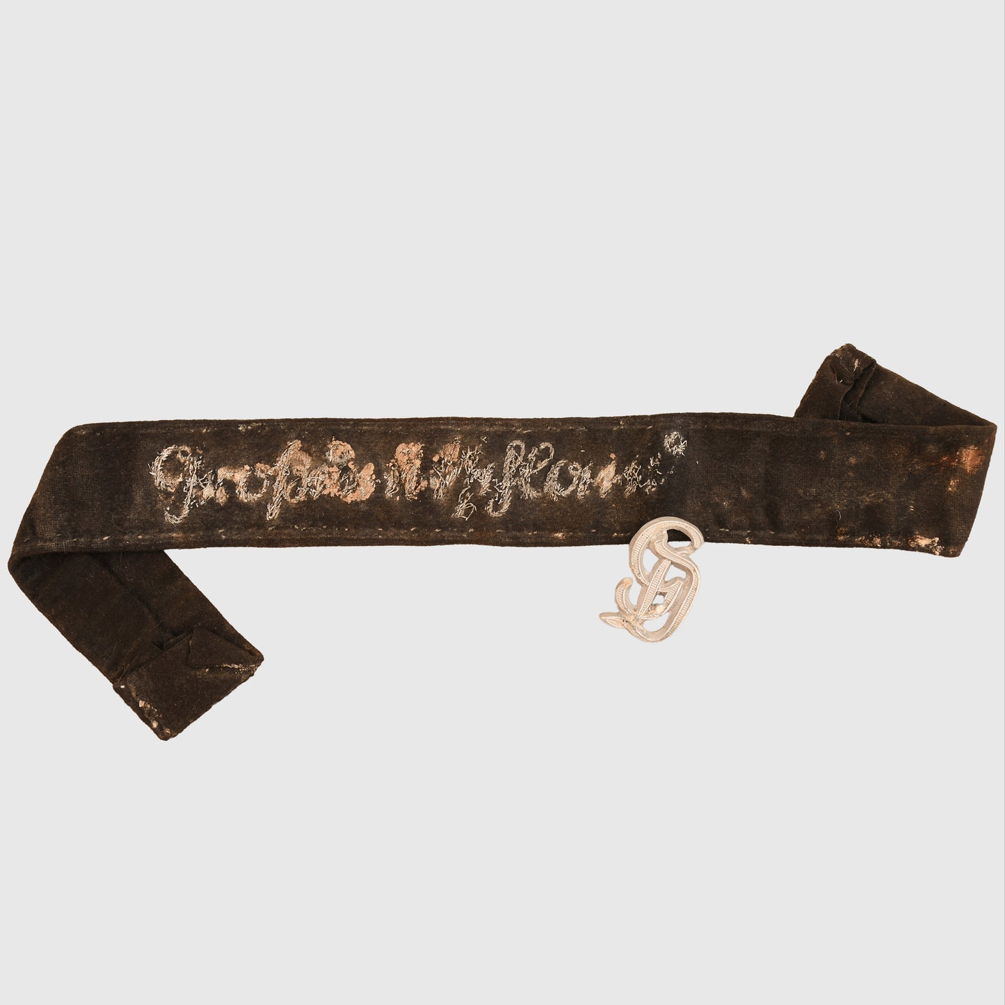 GERMAN WWII GROSS DEUTSCHLAND OFFICERS CUFF TITLE AND SHOULDER CIPHER