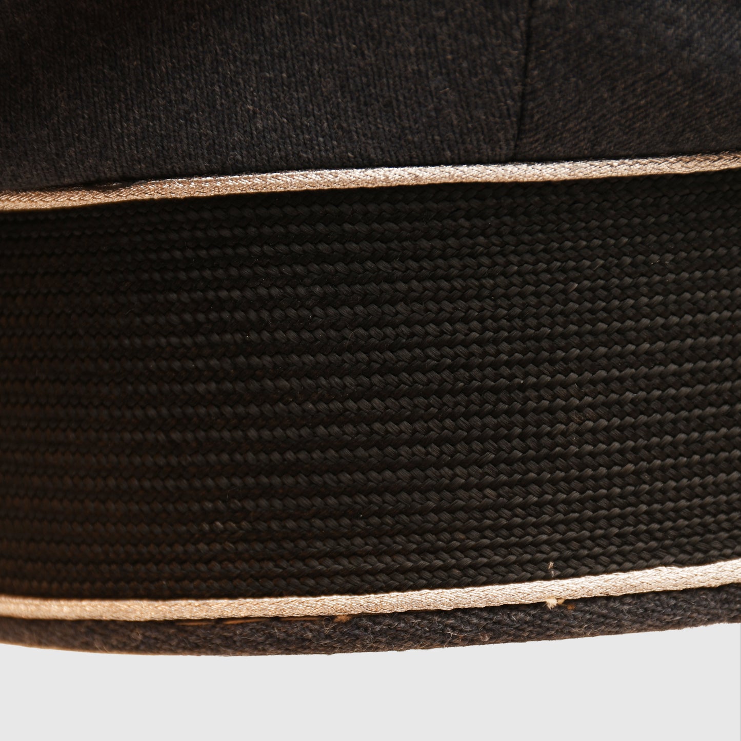 GERMAN WWII LUFTWAFFE OFFICERS VISOR CAP