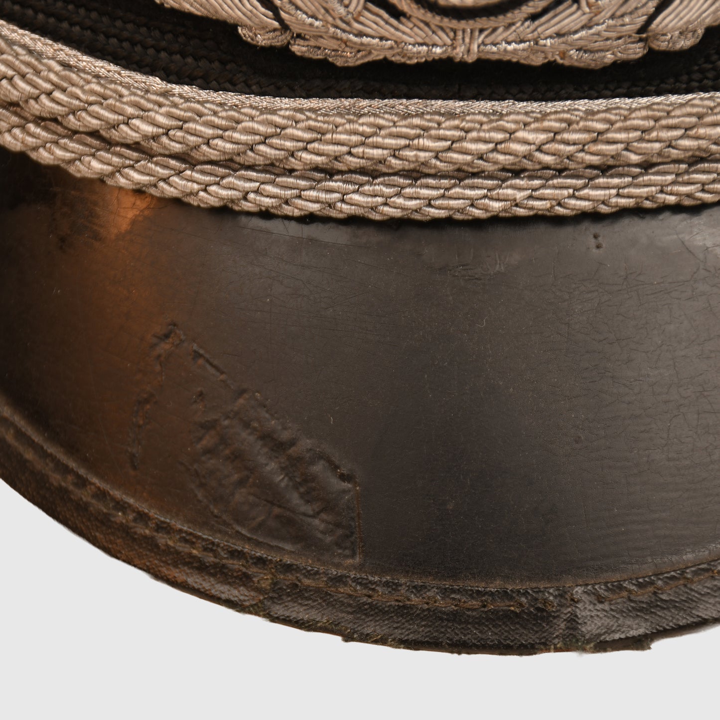 GERMAN WWII LUFTWAFFE OFFICERS VISOR CAP
