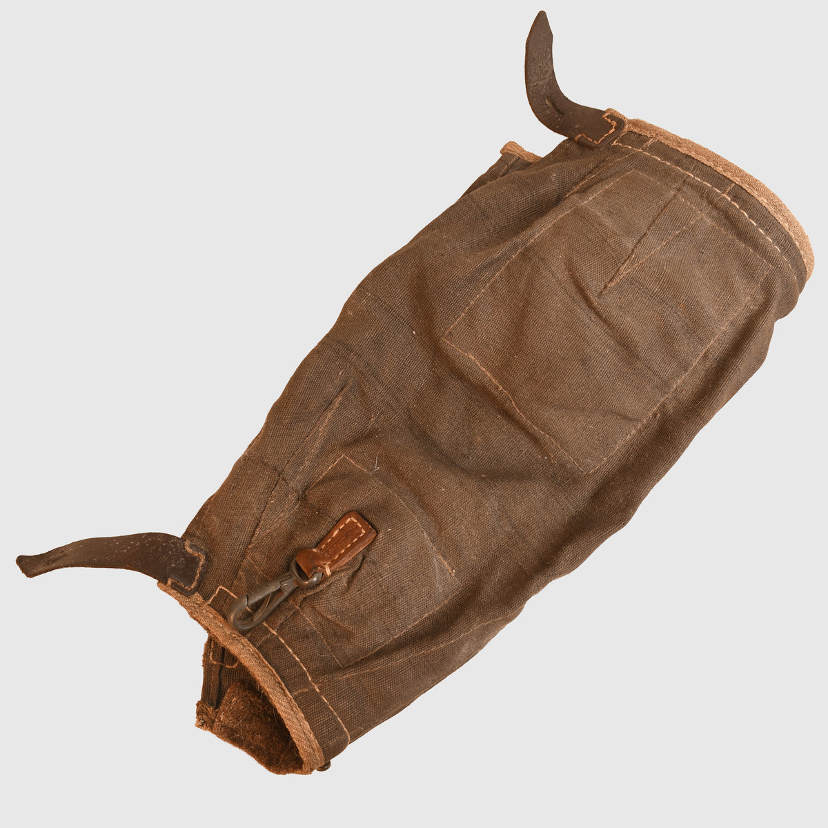 GERMAN WWII MAUSER K98 BREECH COVER