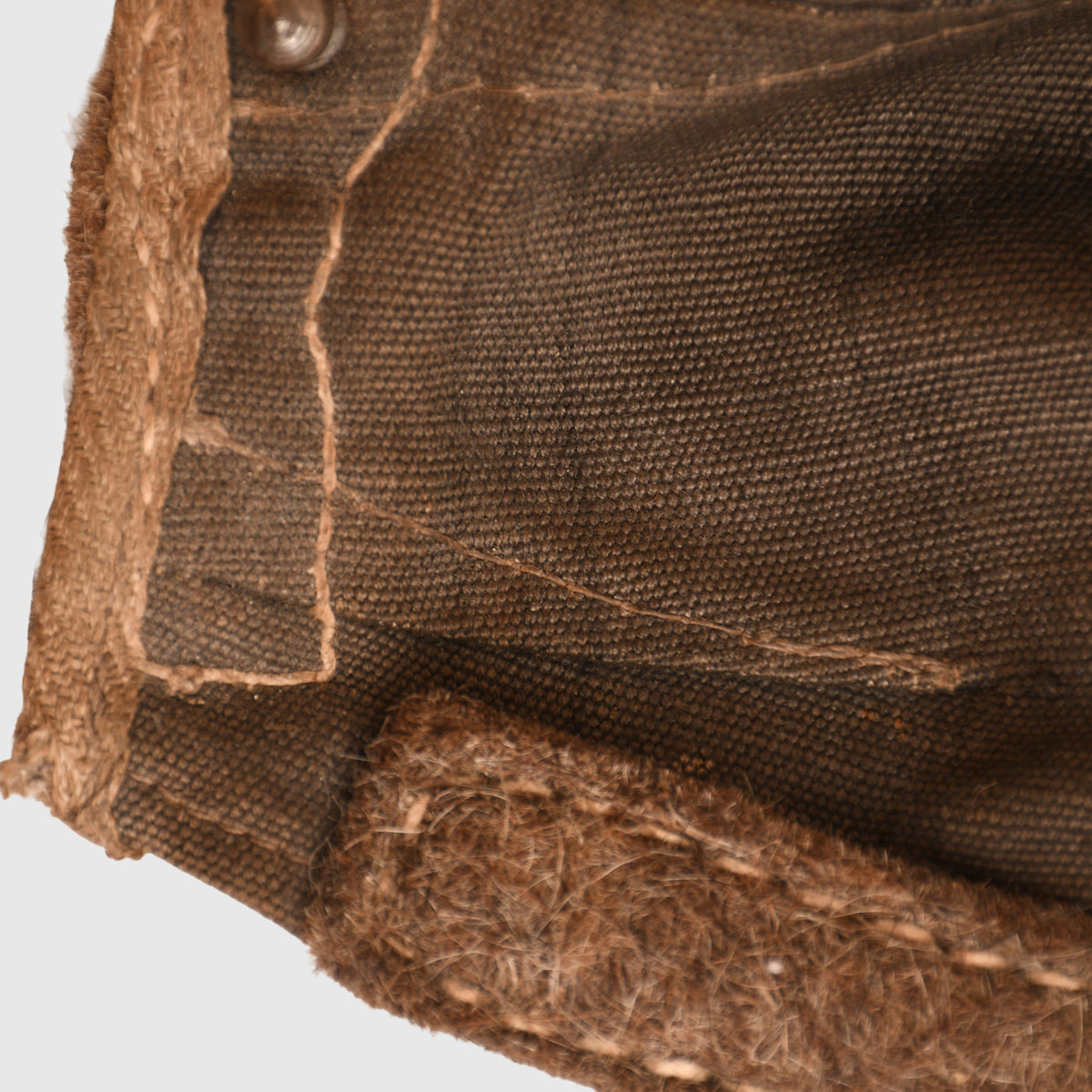 GERMAN WWII MAUSER K98 BREECH COVER