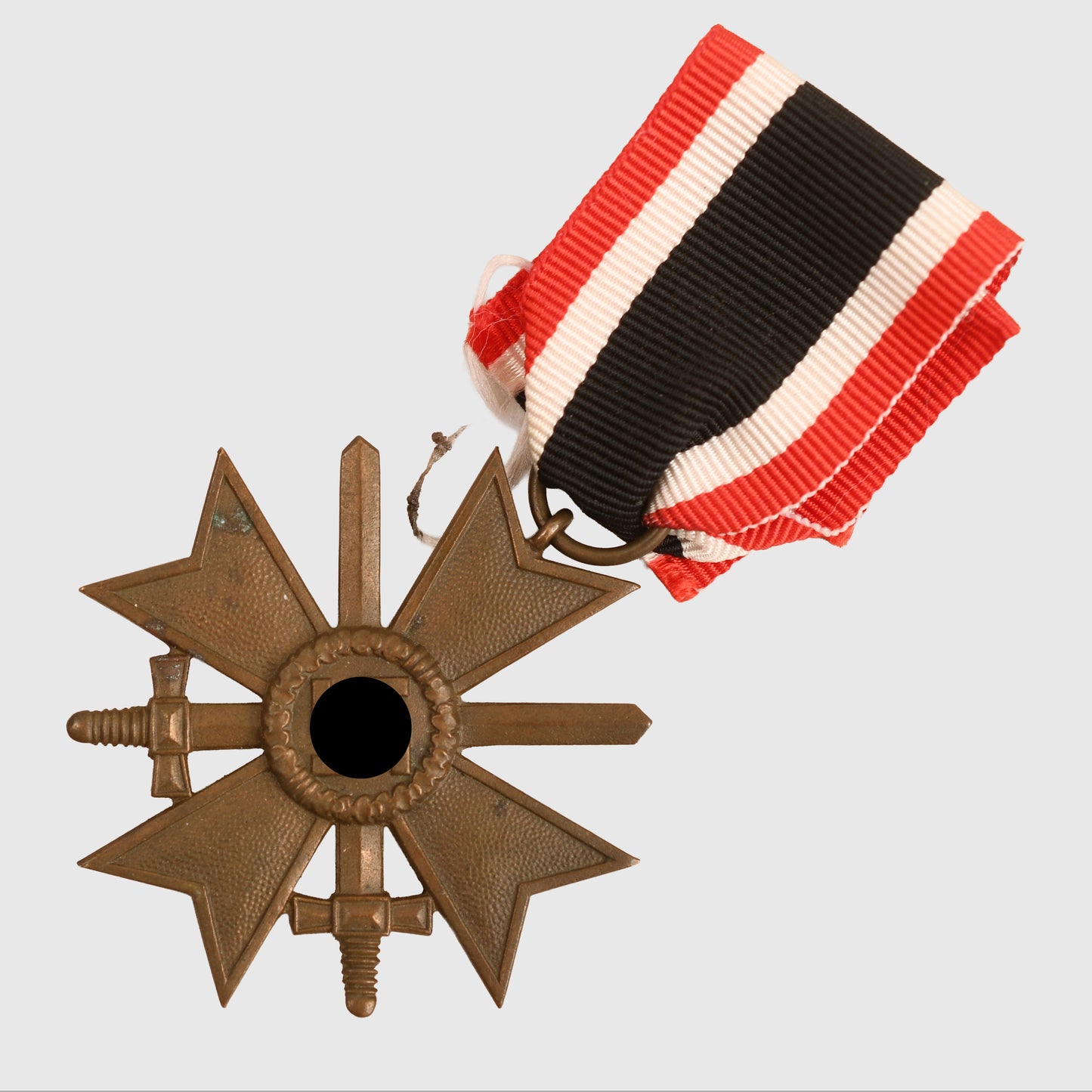 GERMAN WWII WAR SERVICE CROSS WITH SWORDS