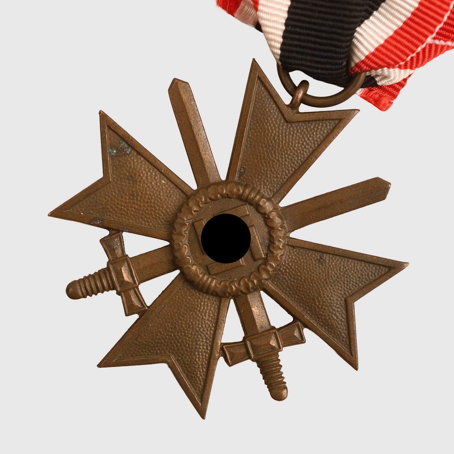 GERMAN WWII WAR SERVICE CROSS WITH SWORDS