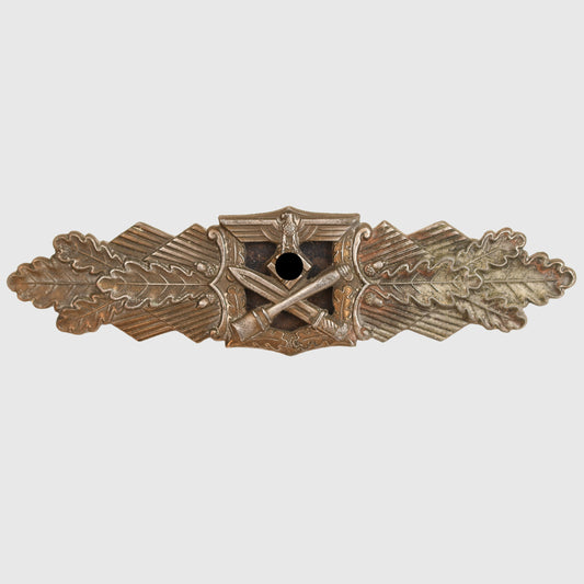 GERMAN WWII CLOSE COMBAT CLASP IN BRONZE