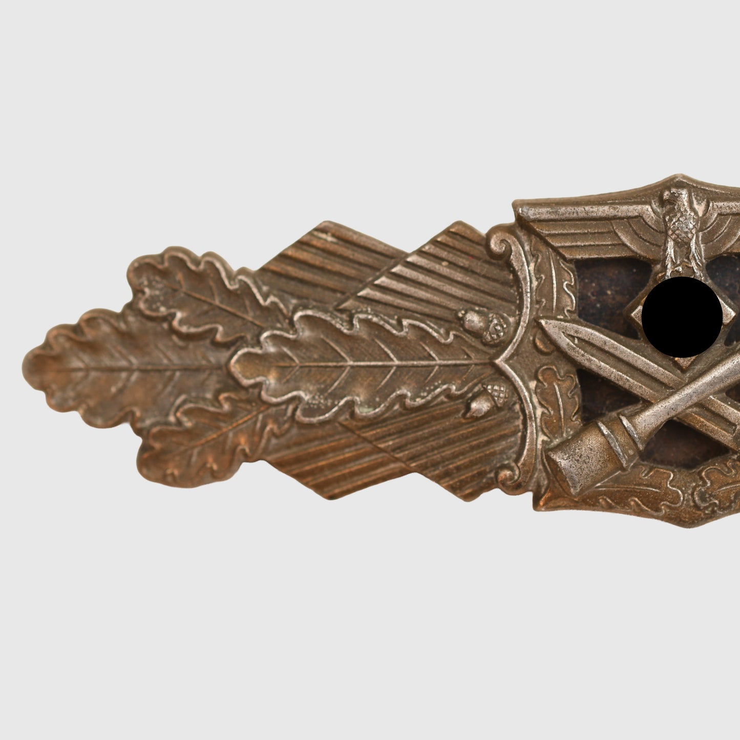 GERMAN WWII CLOSE COMBAT CLASP IN BRONZE