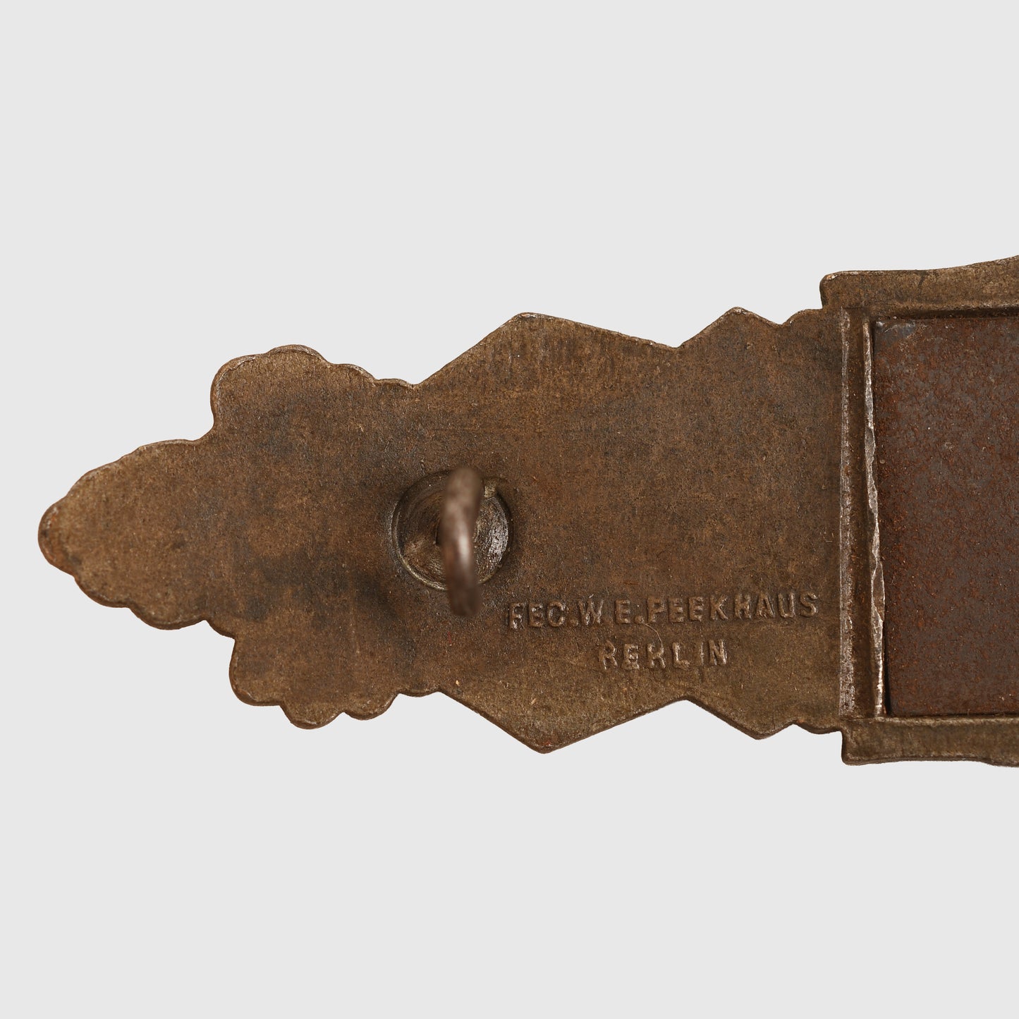GERMAN WWII CLOSE COMBAT CLASP IN BRONZE BY FLL
