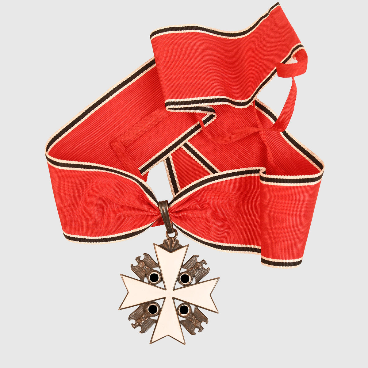 GERMAN WWII EAGLE ORDER 1ST CLASS WITHOUT SWORDS
