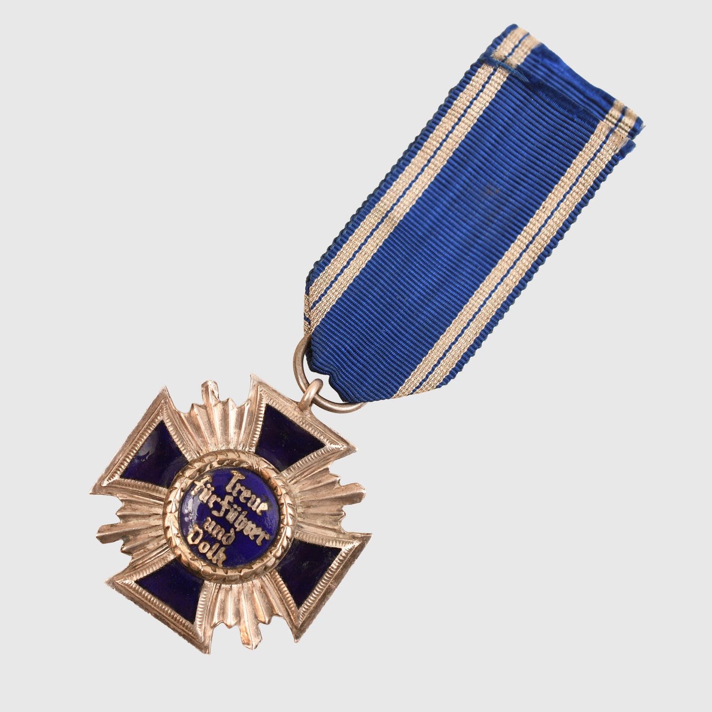 GERMAN WWII 15 YEAR NSDAP MEDAL