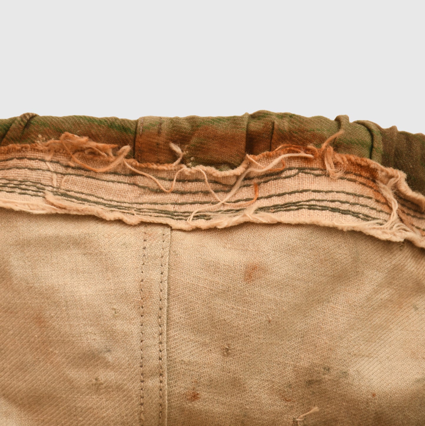 German WWII Luftwaffe Single Decal Paratrooper Helmet with Cloth Cover