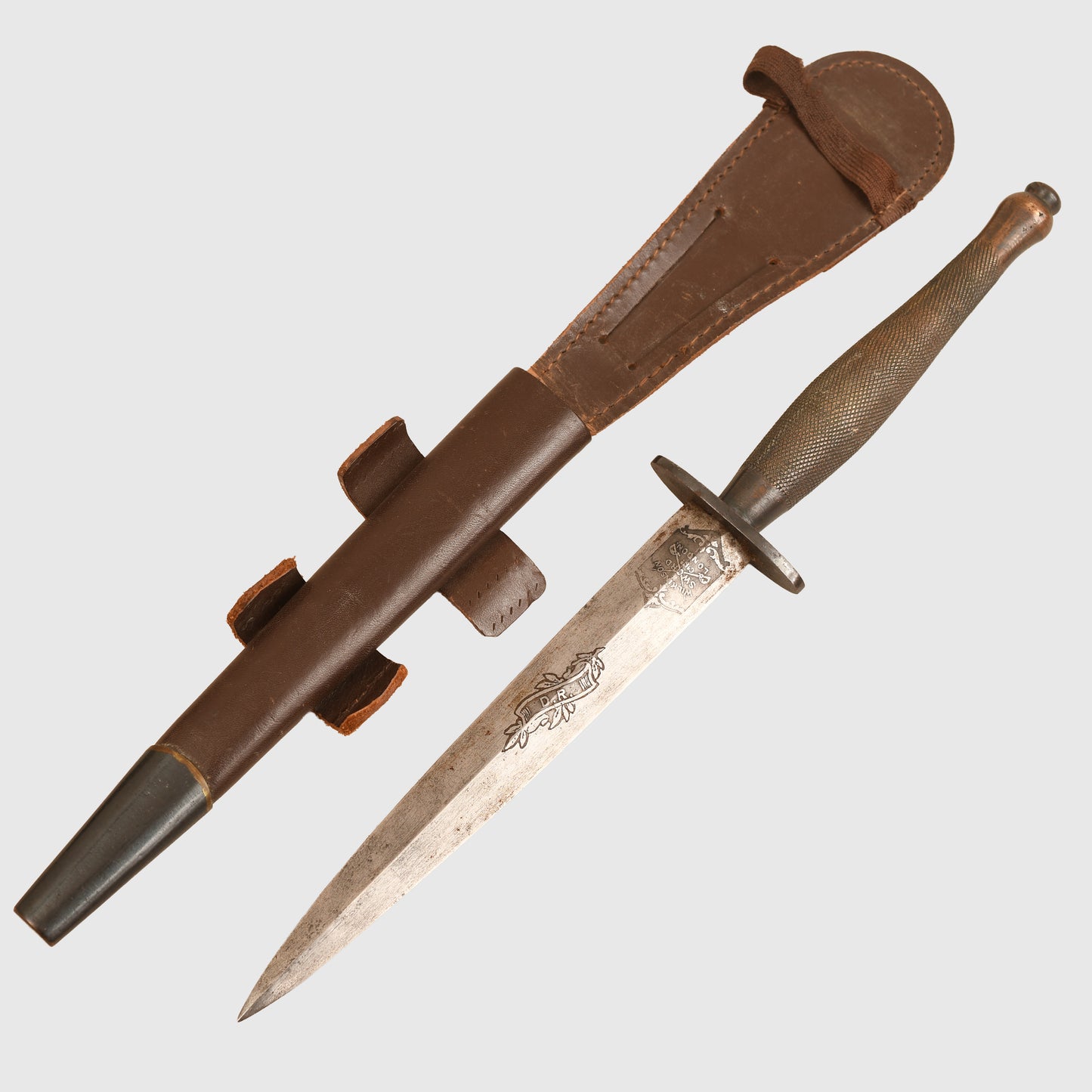BRITISH WWII FAIRBAIRN SYKES SECOND PATTERN FIGHTING DISPLAY PIECE