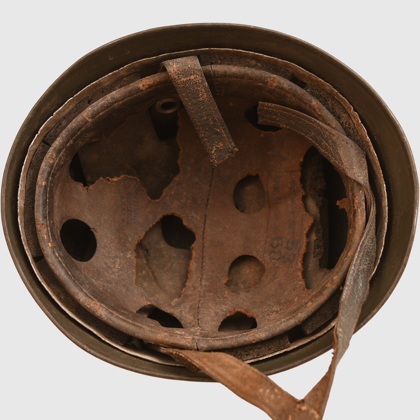 GERMAN WWII CAMOUFLAGE PARATROOPER HELMET