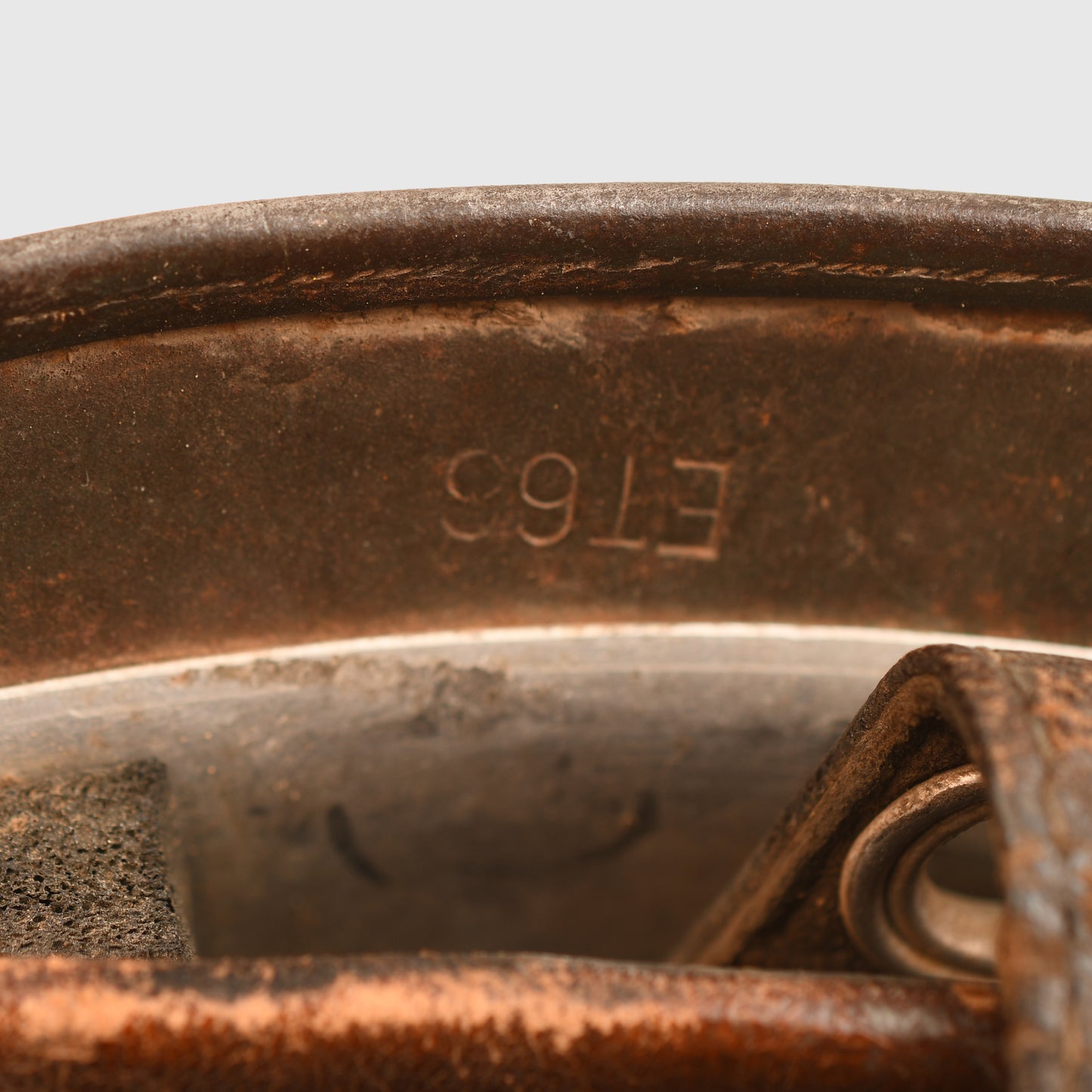 GERMAN WWII SINGLE DECAL LUFTWAFFE PARATROOPER HELMET