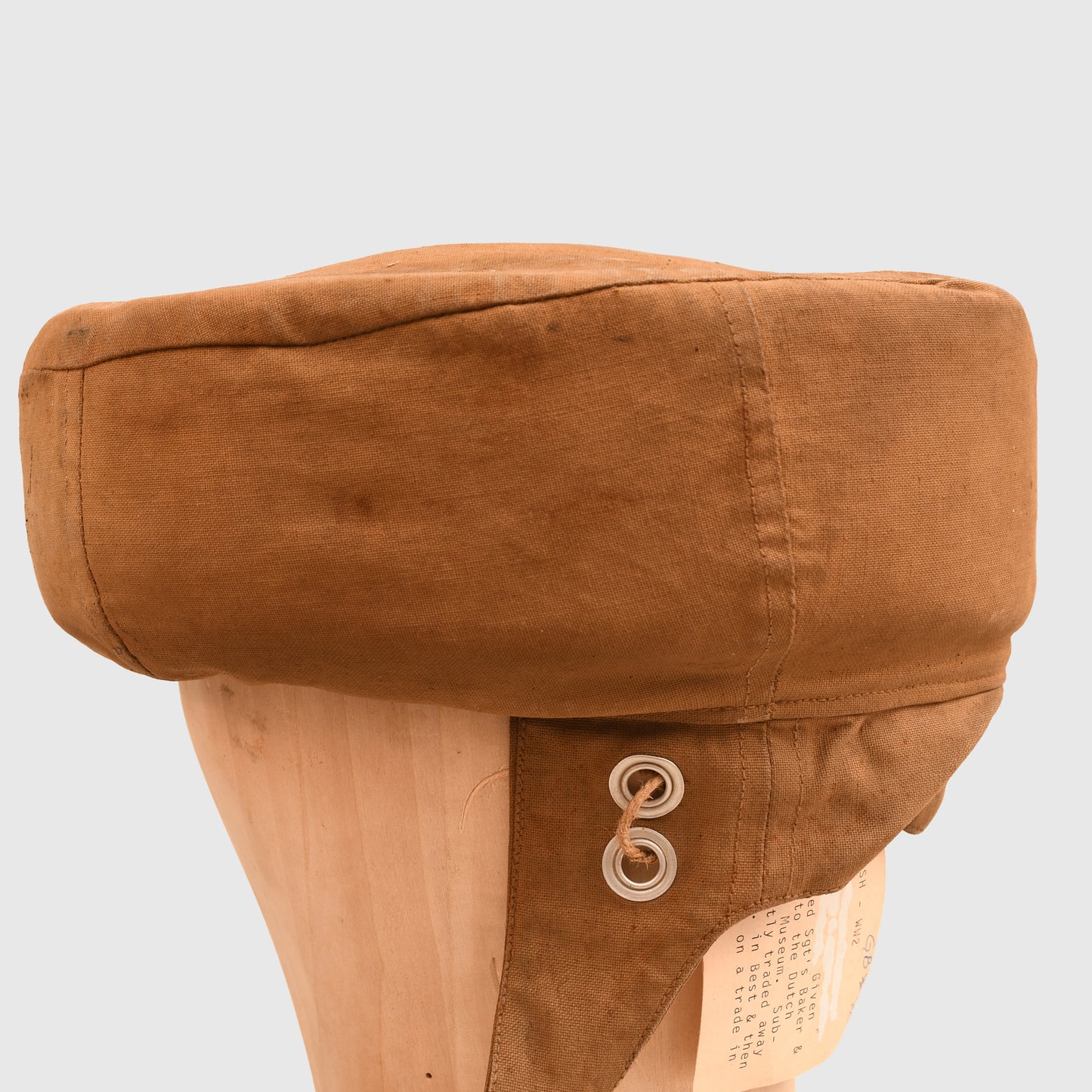 BRITISH WWII PARATROOPER TRAINING HELMET