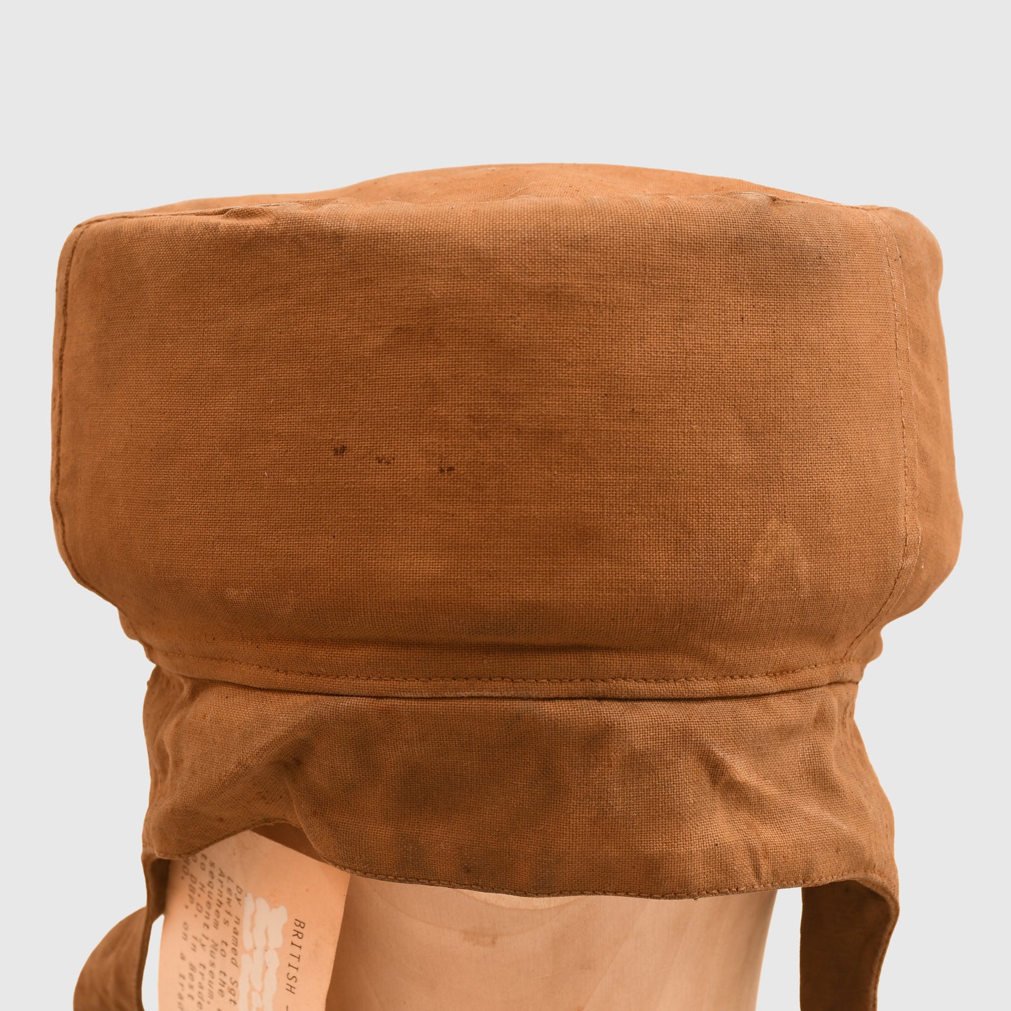 BRITISH WWII PARATROOPER TRAINING HELMET