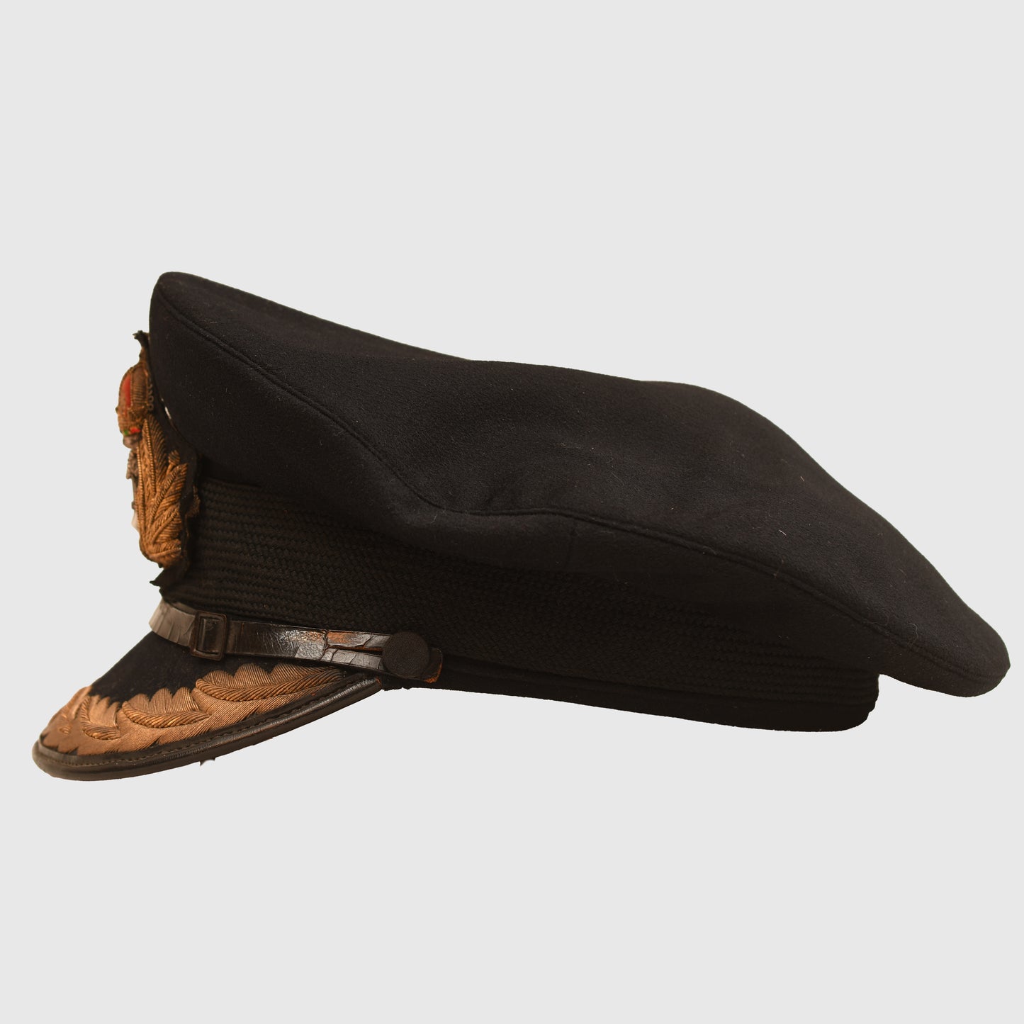 BRITISH WWII ROYAL NAVAL CAPTAIN AND ABOVE BLUE TOP CAP