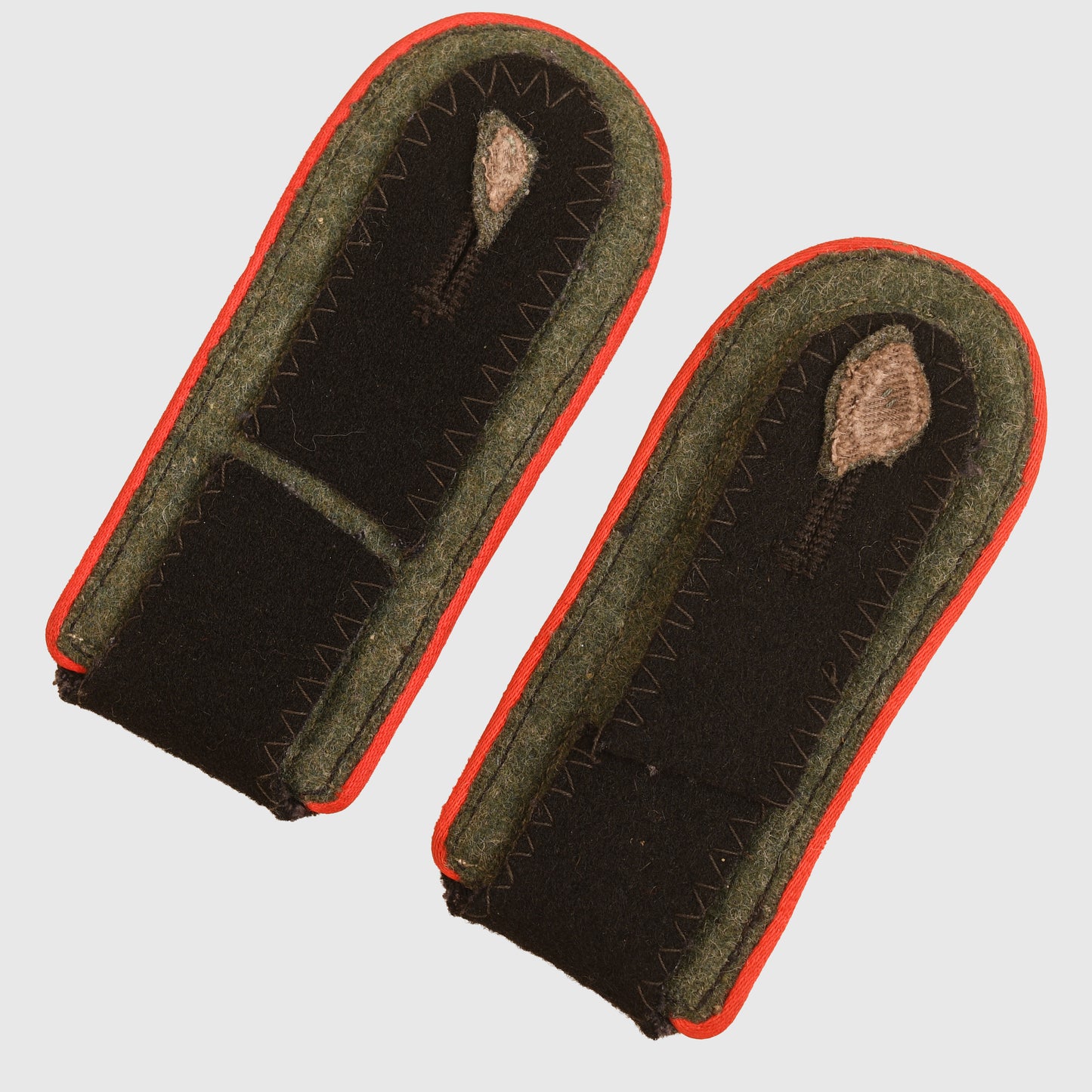 GERMAN WWII LEIBSTANDARTE ADOLF HITLER ARTILLERY NCO SHOULDER BOARDS