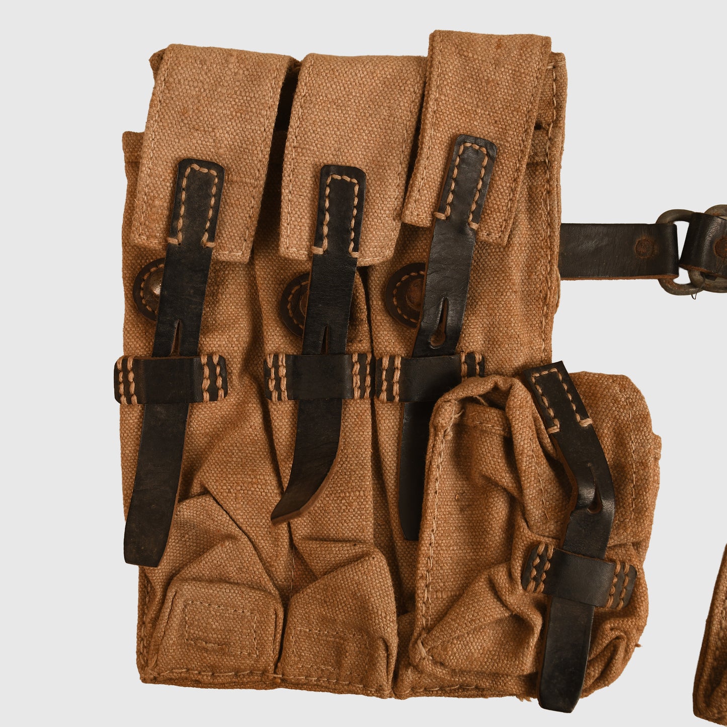 German WWII Pair of MP40 Pouches