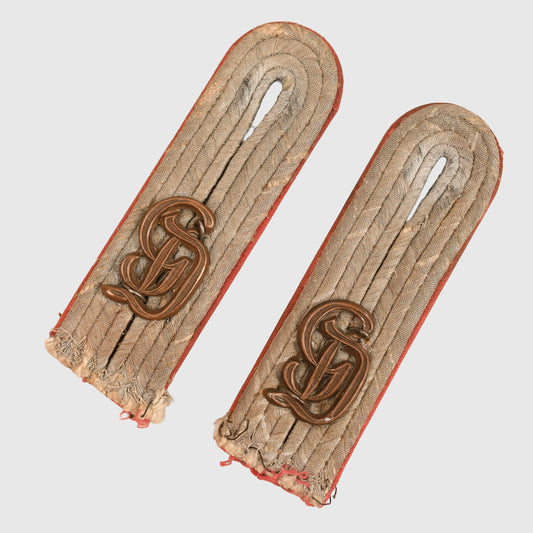 German WWII Grossdeutschland Leutnant's Shoulder Boards